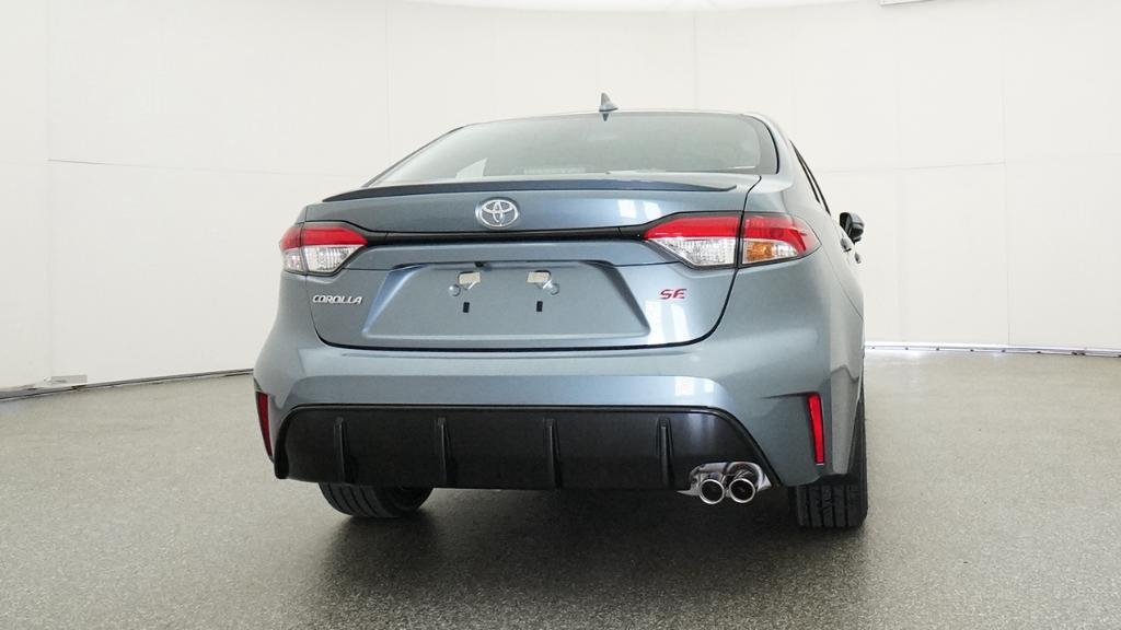 Toyota Corolla Se - Thumbnail 9