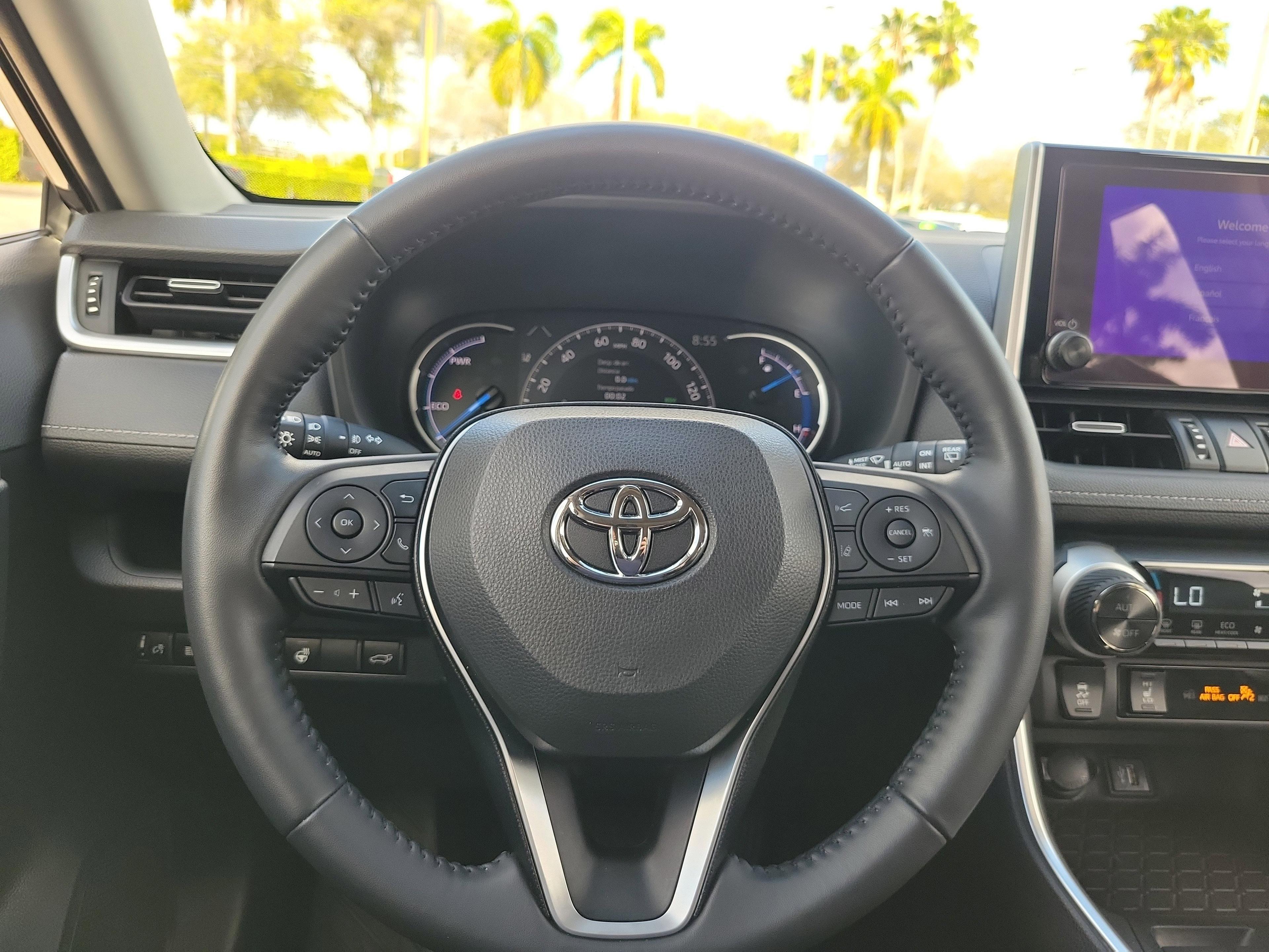 Toyota Rav4 Hybrid Xle Premium Awd - Thumbnail 15