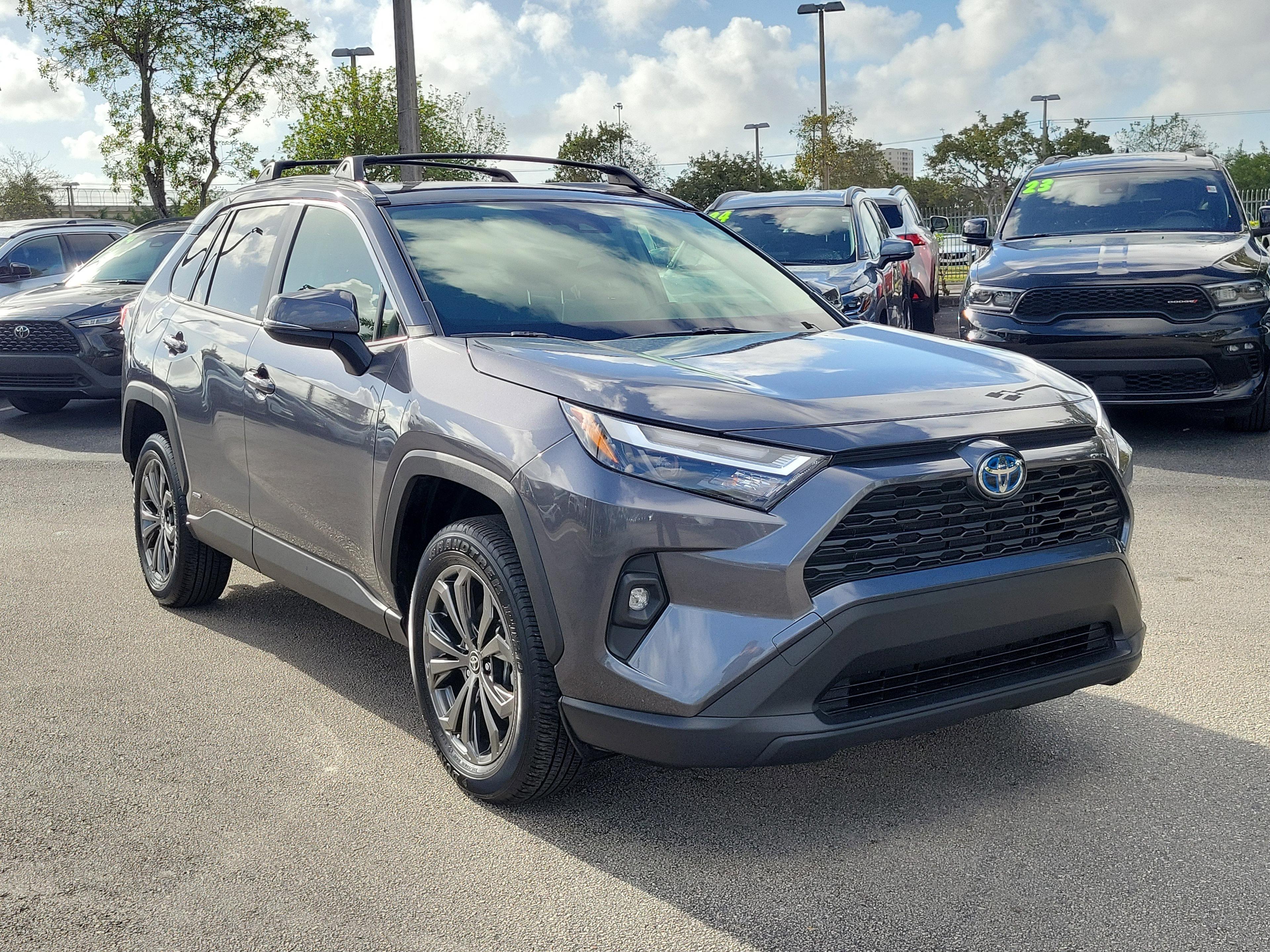 Toyota Rav4 Hybrid Xle Premium Awd - Thumbnail 4