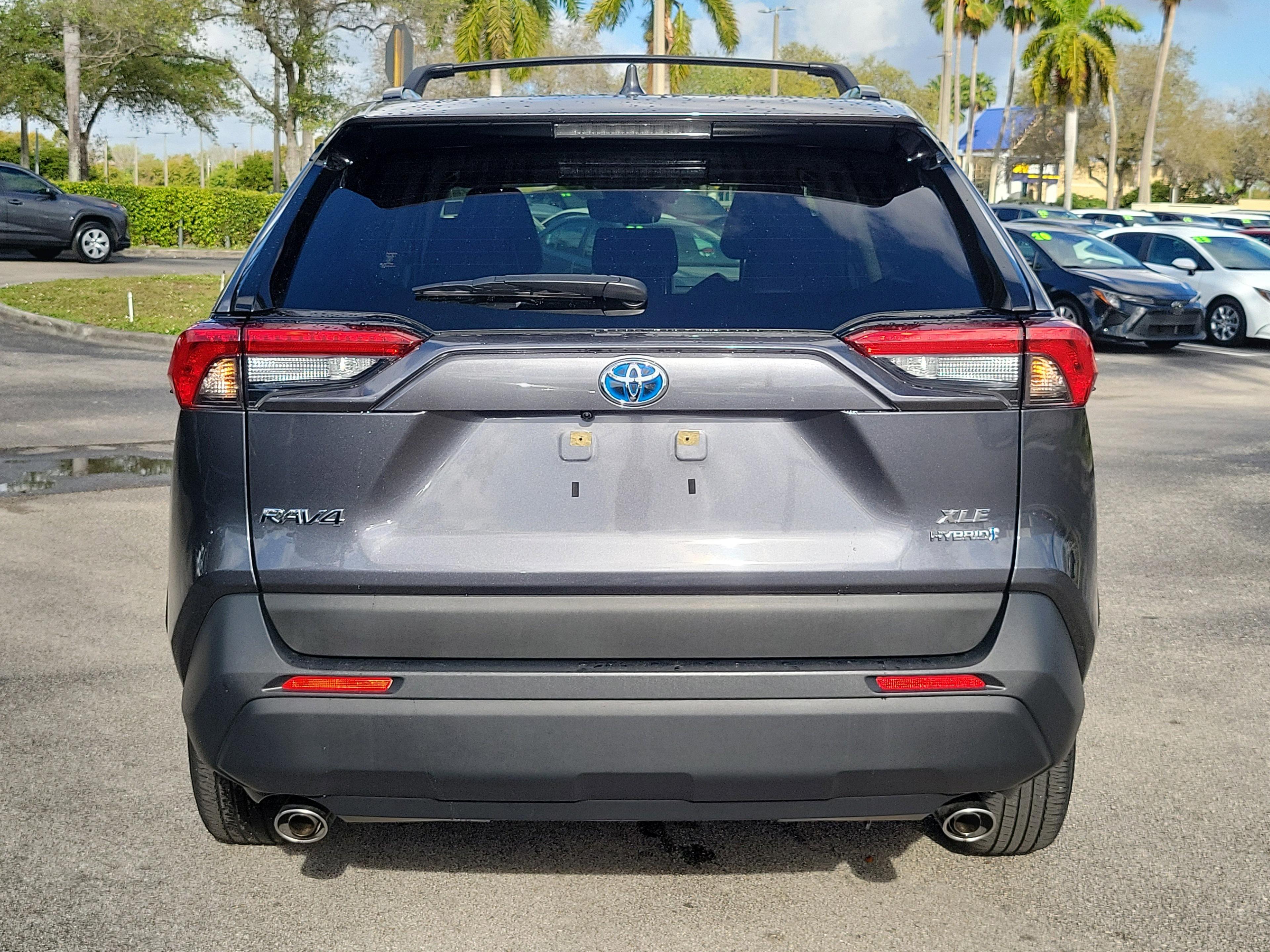 Toyota Rav4 Hybrid Xle Premium Awd - Thumbnail 6