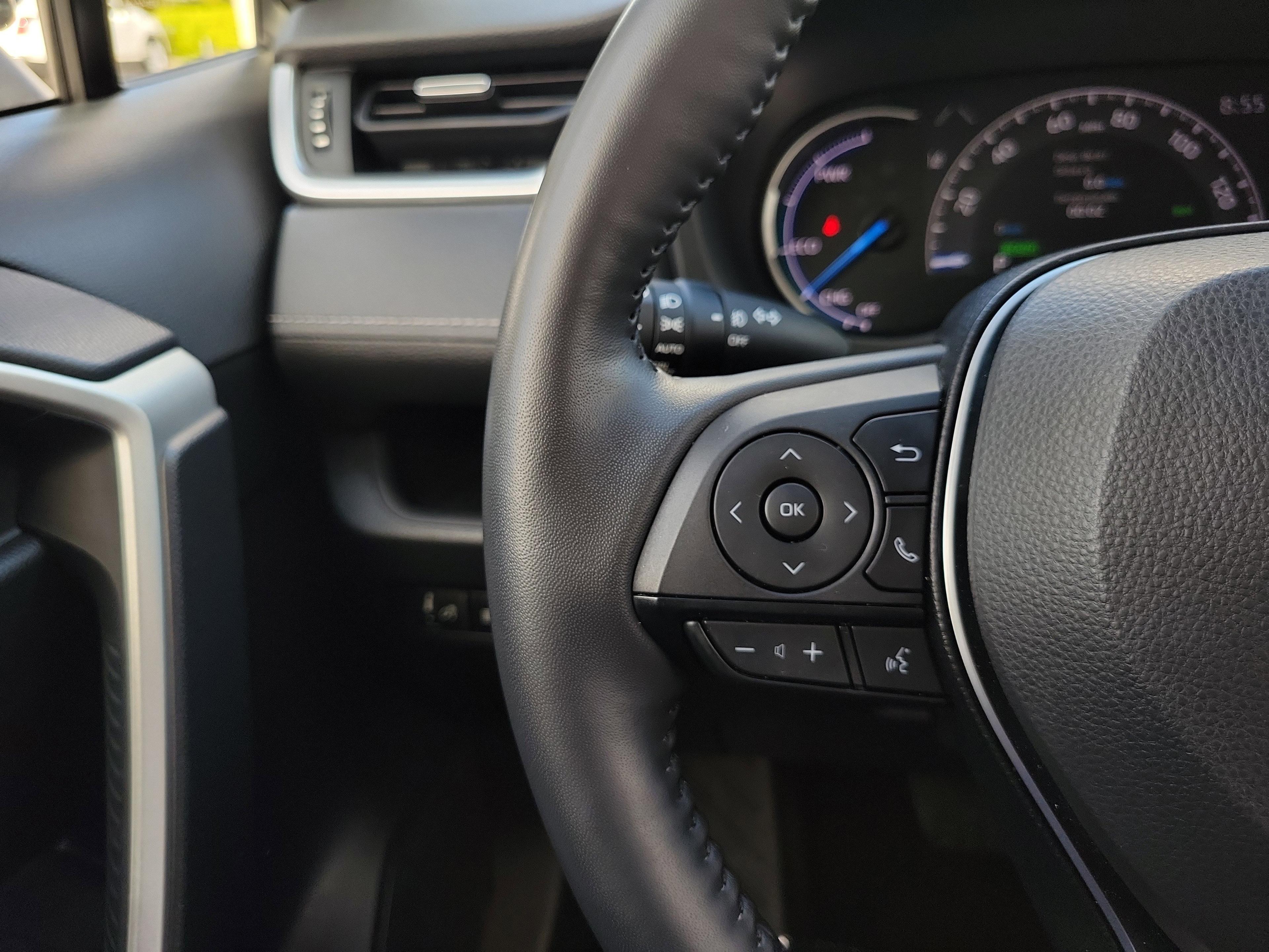 Toyota Rav4 Hybrid Xle Premium Awd - Thumbnail 16