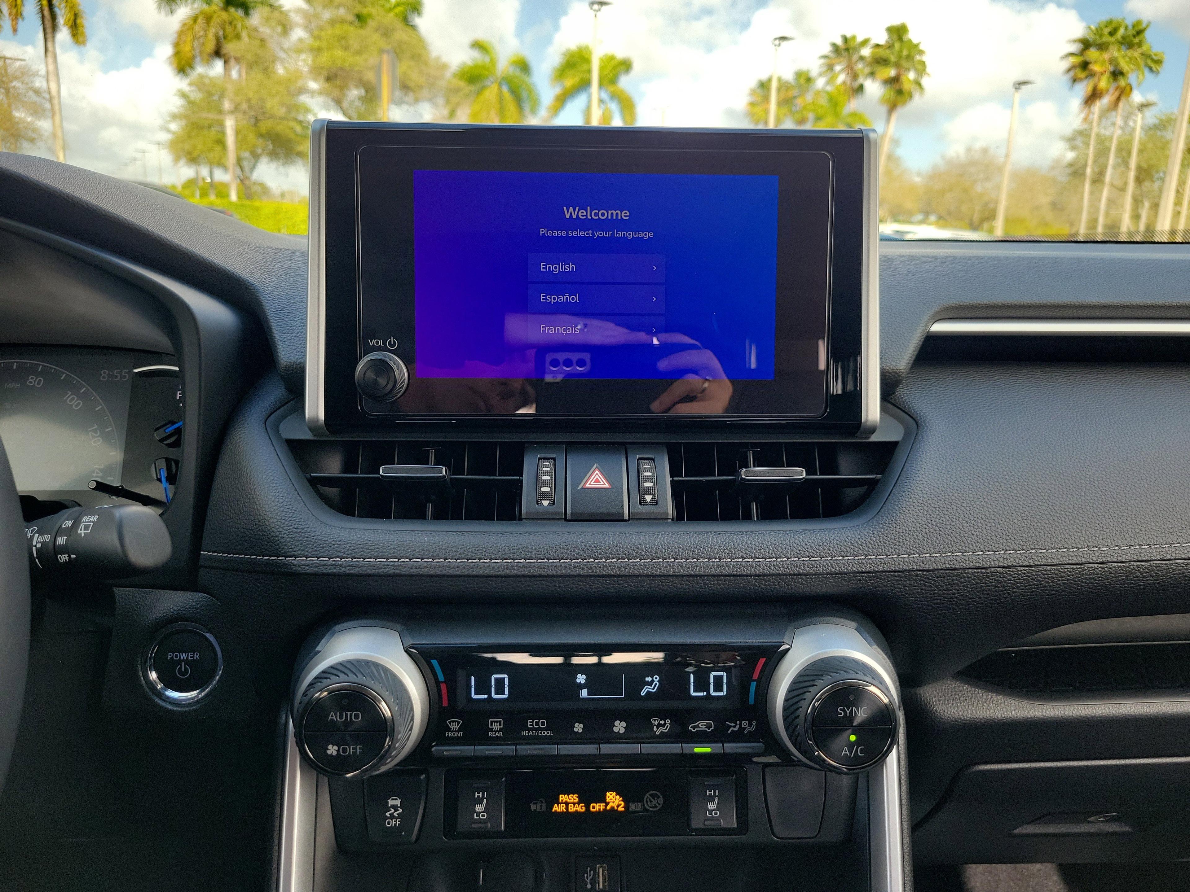 Toyota Rav4 Hybrid Xle Premium Awd - Thumbnail 20