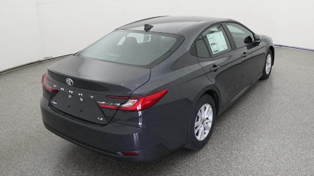 Toyota Camry Le - Thumbnail 5