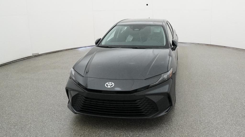 Toyota Camry Le - Thumbnail 17