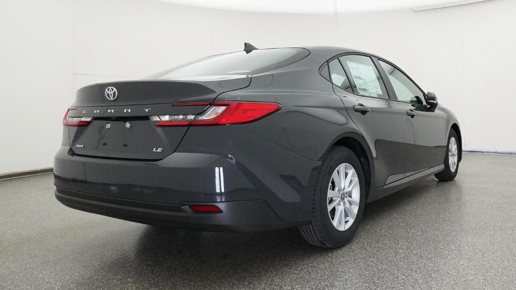 Toyota Camry Le - Thumbnail 14