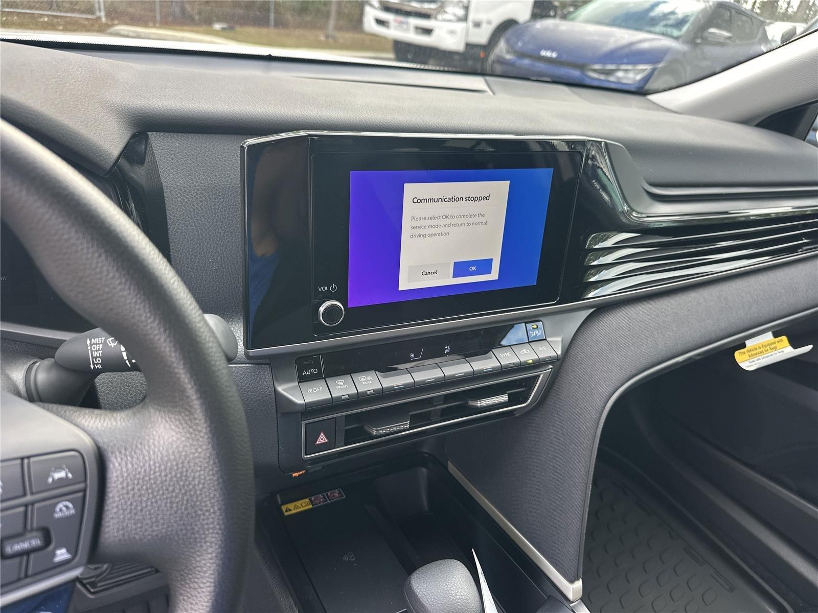 Toyota Camry Le Awd - Thumbnail 15