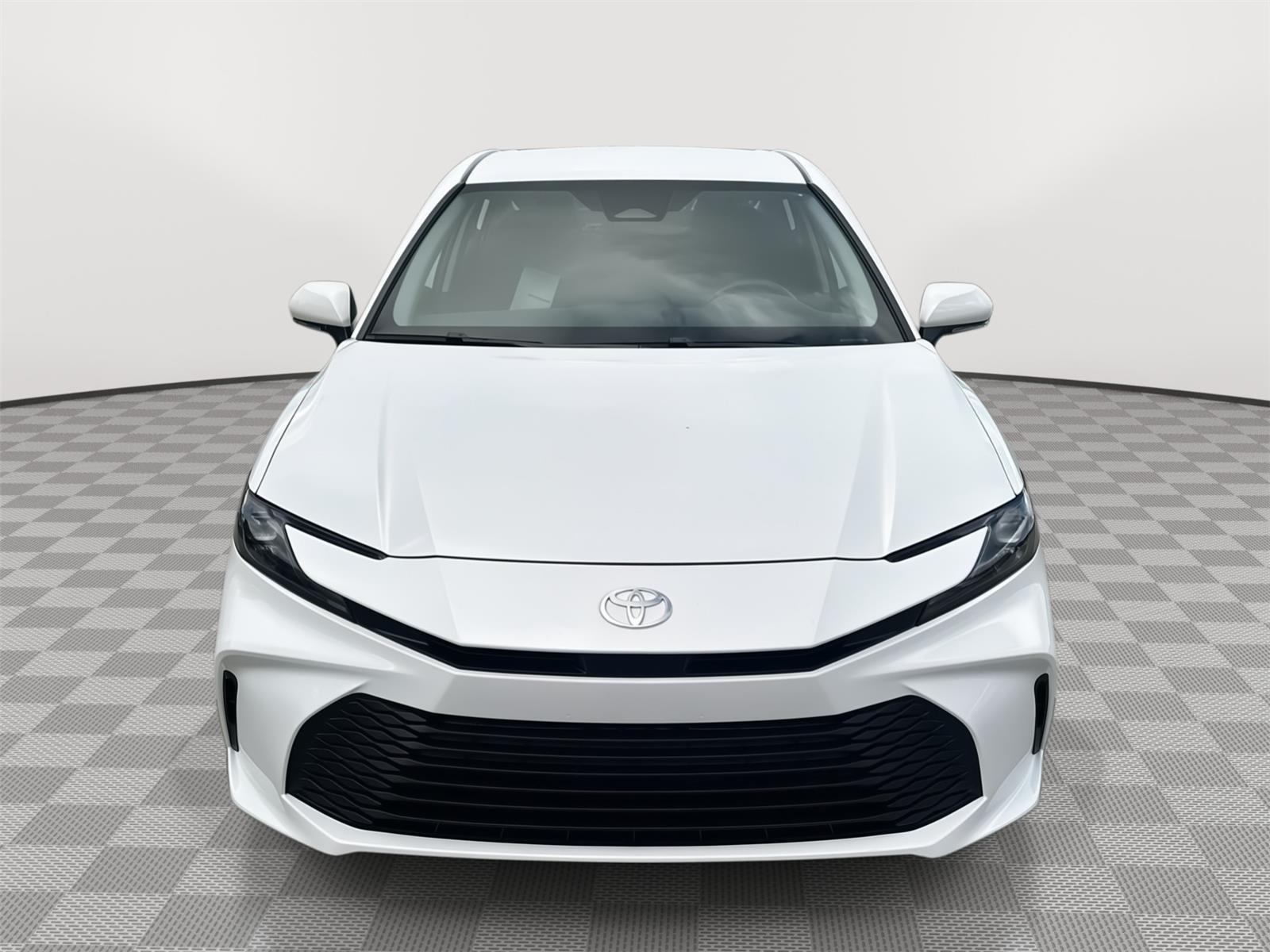 Toyota Camry Le Awd - Thumbnail 2