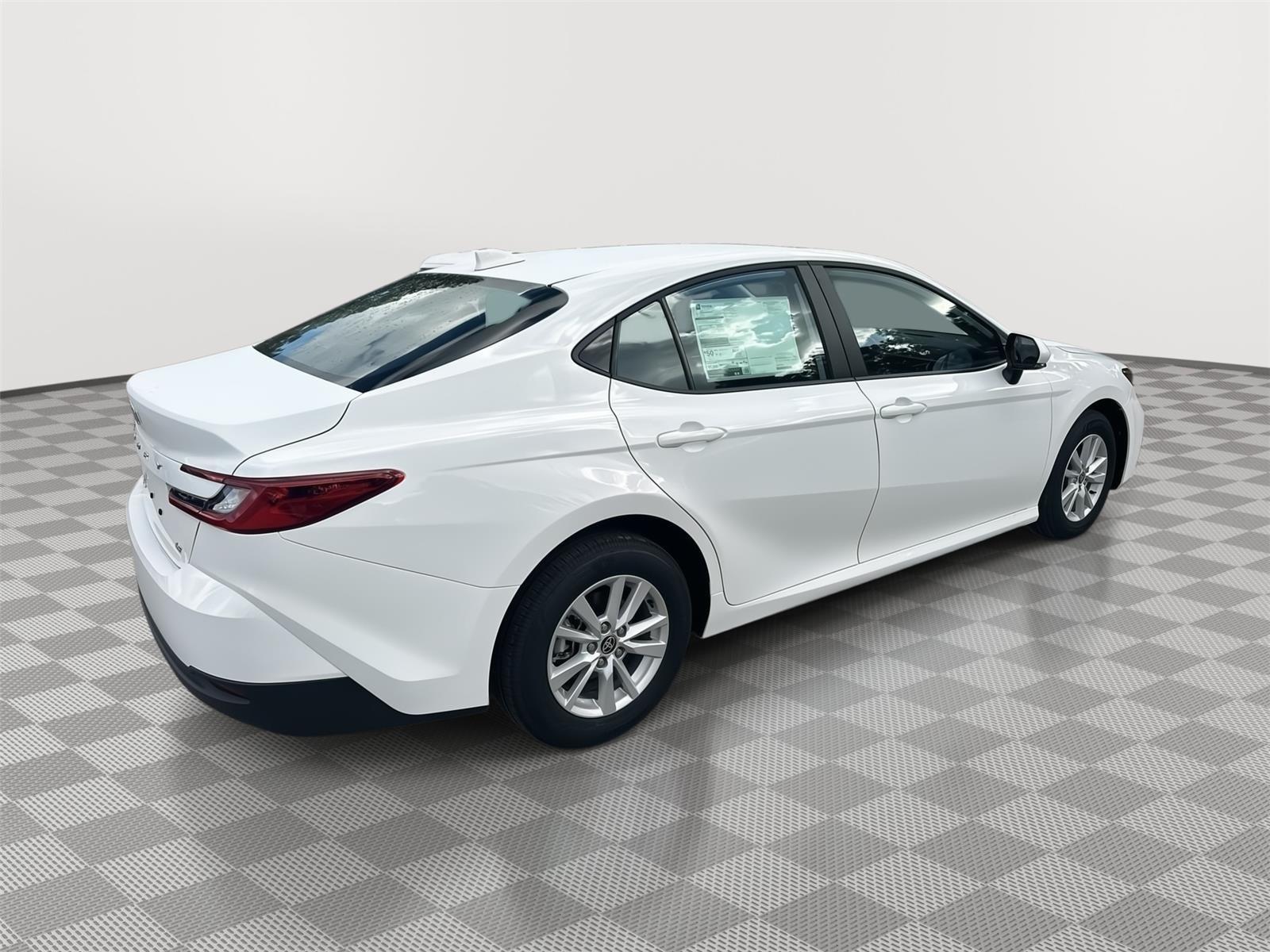 Toyota Camry Le Awd - Thumbnail 5