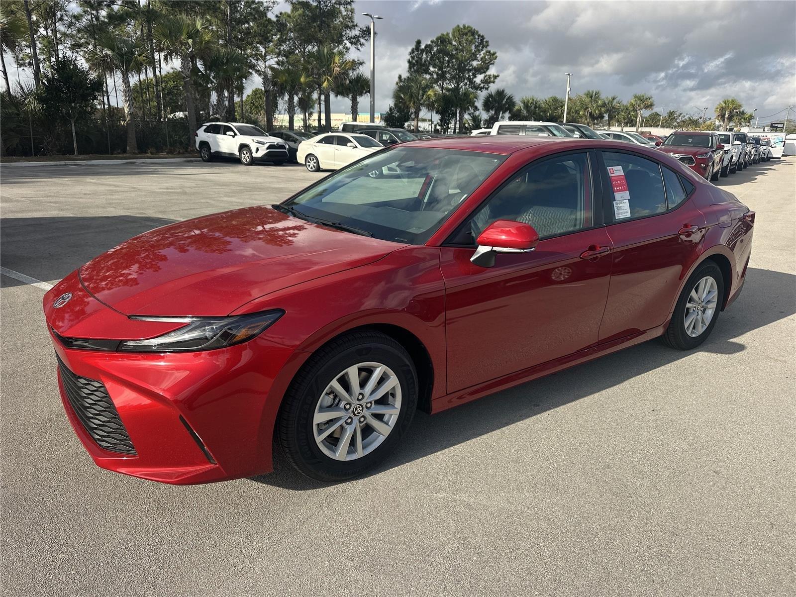 Toyota Camry Le - View 1