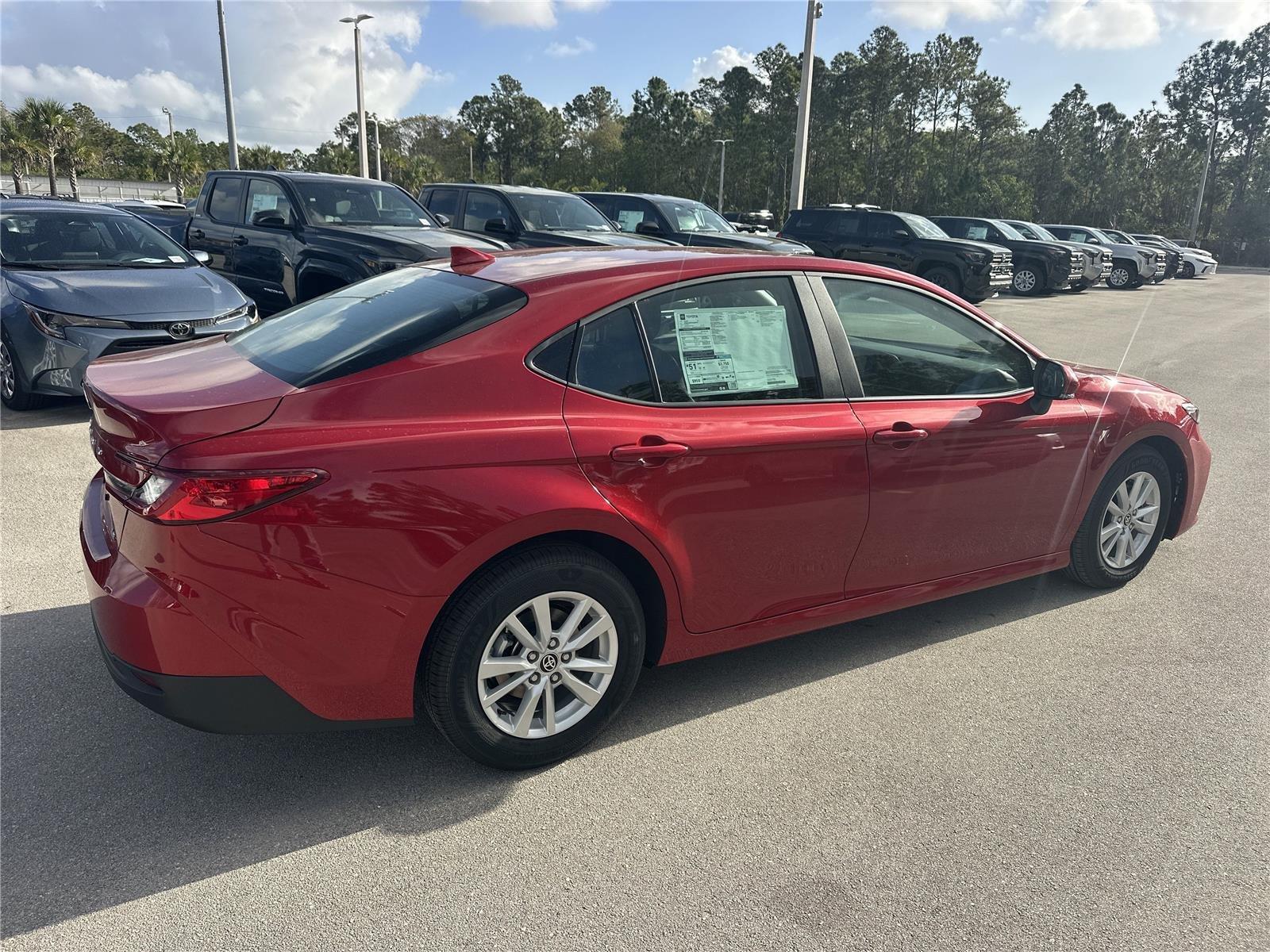 Toyota Camry Le - Thumbnail 5