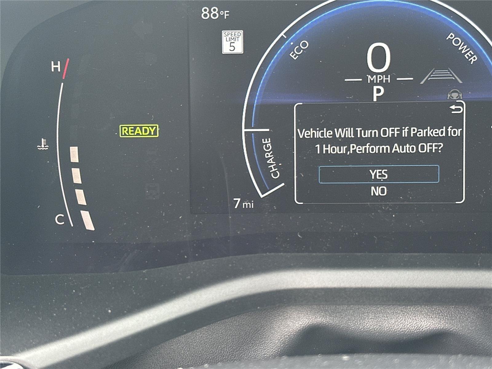 Toyota Camry Se - Thumbnail 13