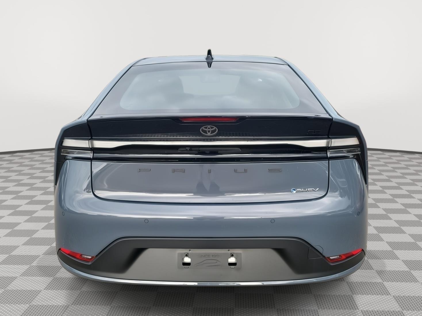 Toyota Prius Plug-In Hybrid Se - Thumbnail 6