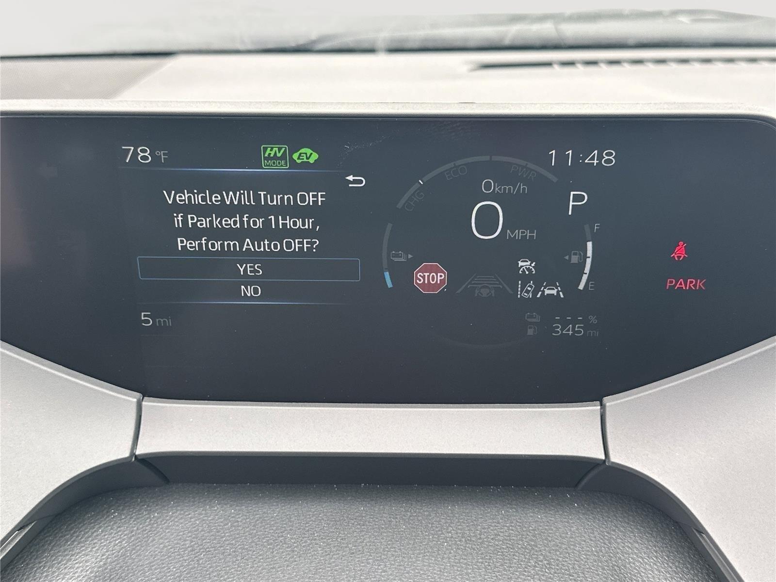 Toyota Prius Plug-In Hybrid Se - Thumbnail 12