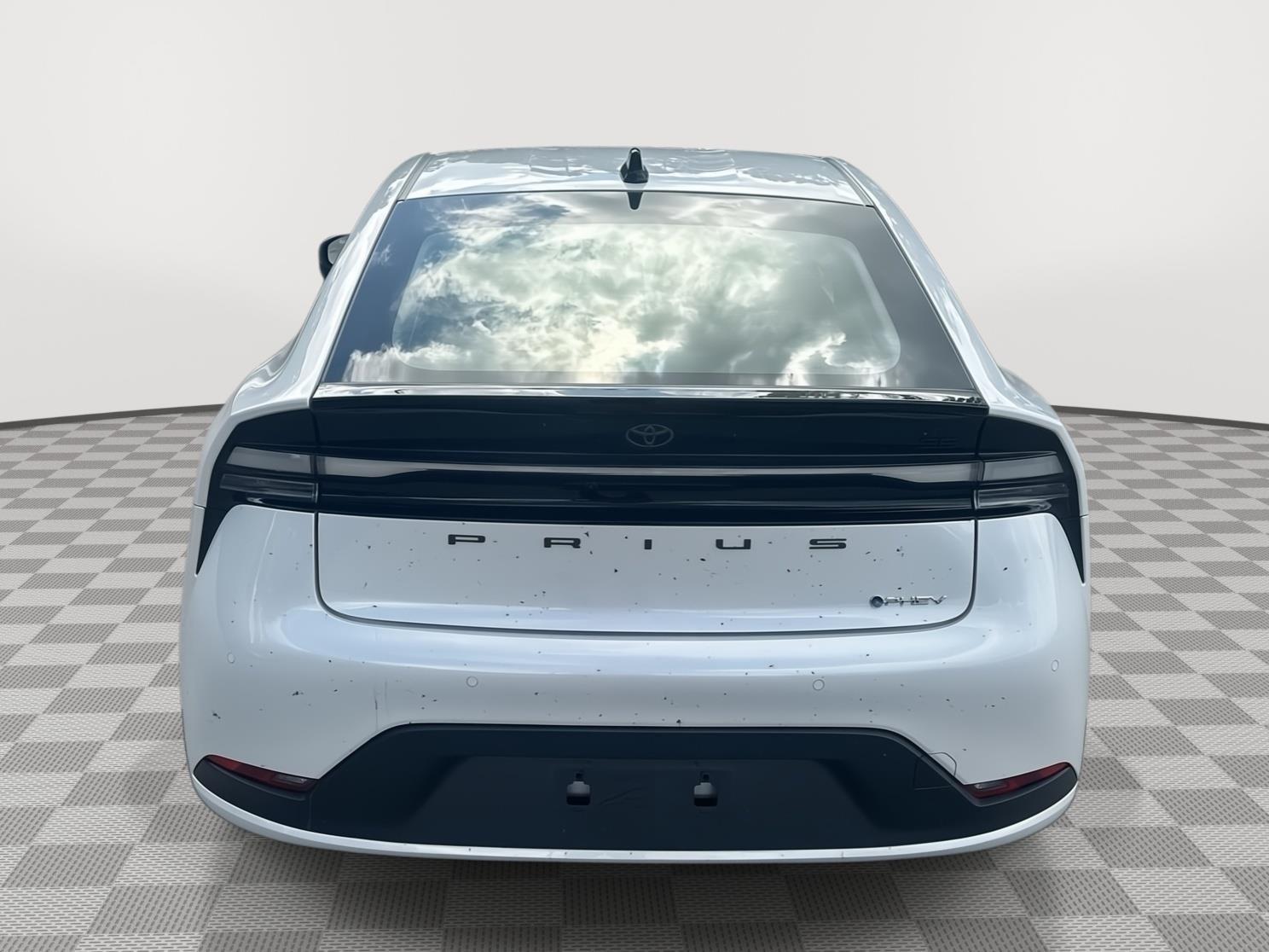 Toyota Prius Plug-In Hybrid Se - Thumbnail 6