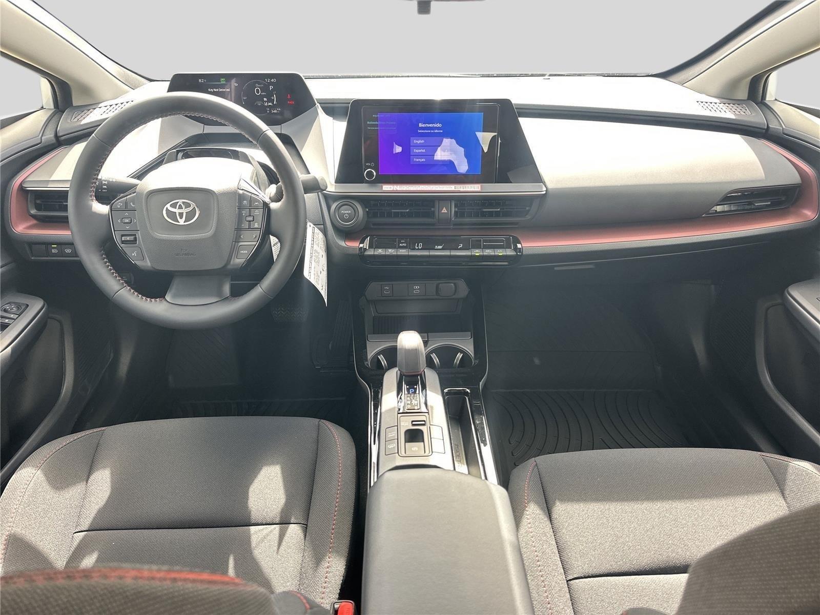 Toyota Prius Plug-In Hybrid Se - Thumbnail 18