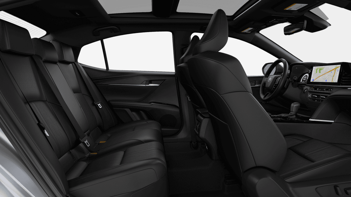 Toyota Camry Xse - Thumbnail 3