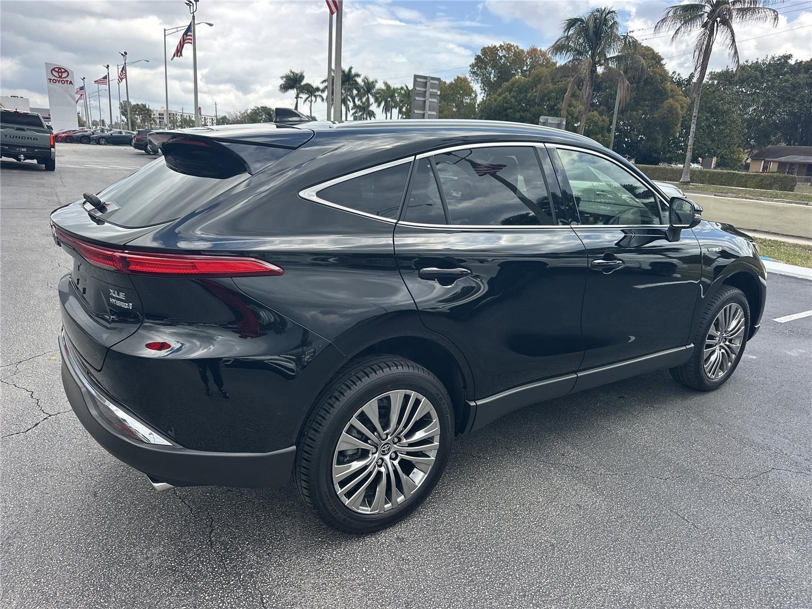 Toyota Venza Xle All Wheel Drive - Thumbnail 6