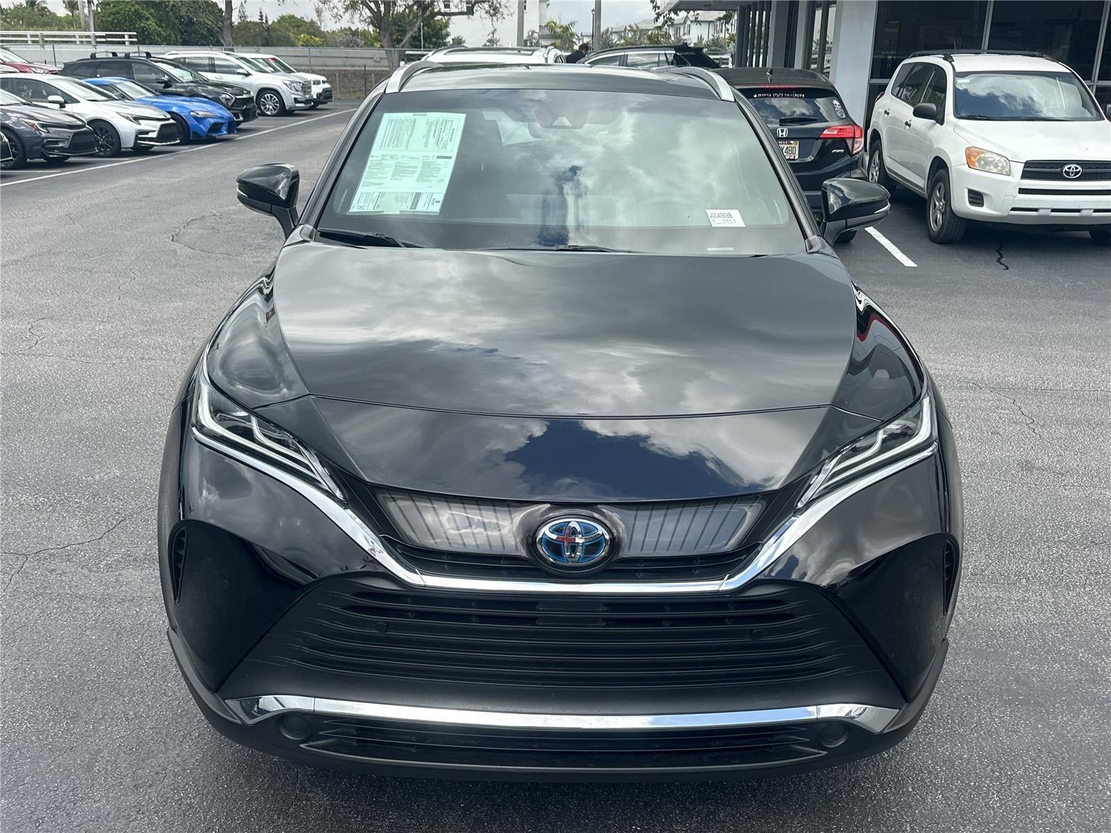 Toyota Venza Xle All Wheel Drive - Thumbnail 3