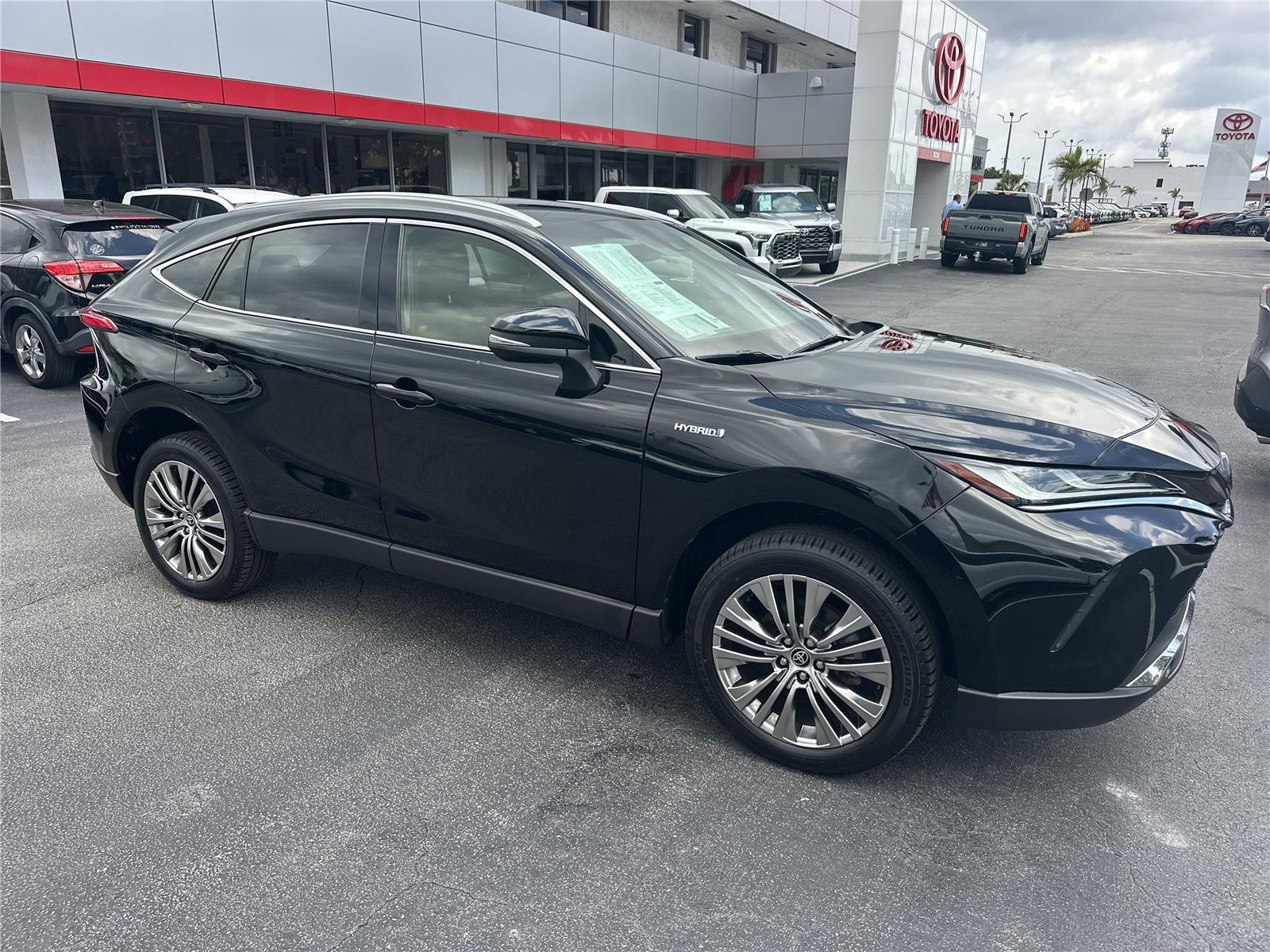 Toyota Venza Xle All Wheel Drive - Thumbnail 4