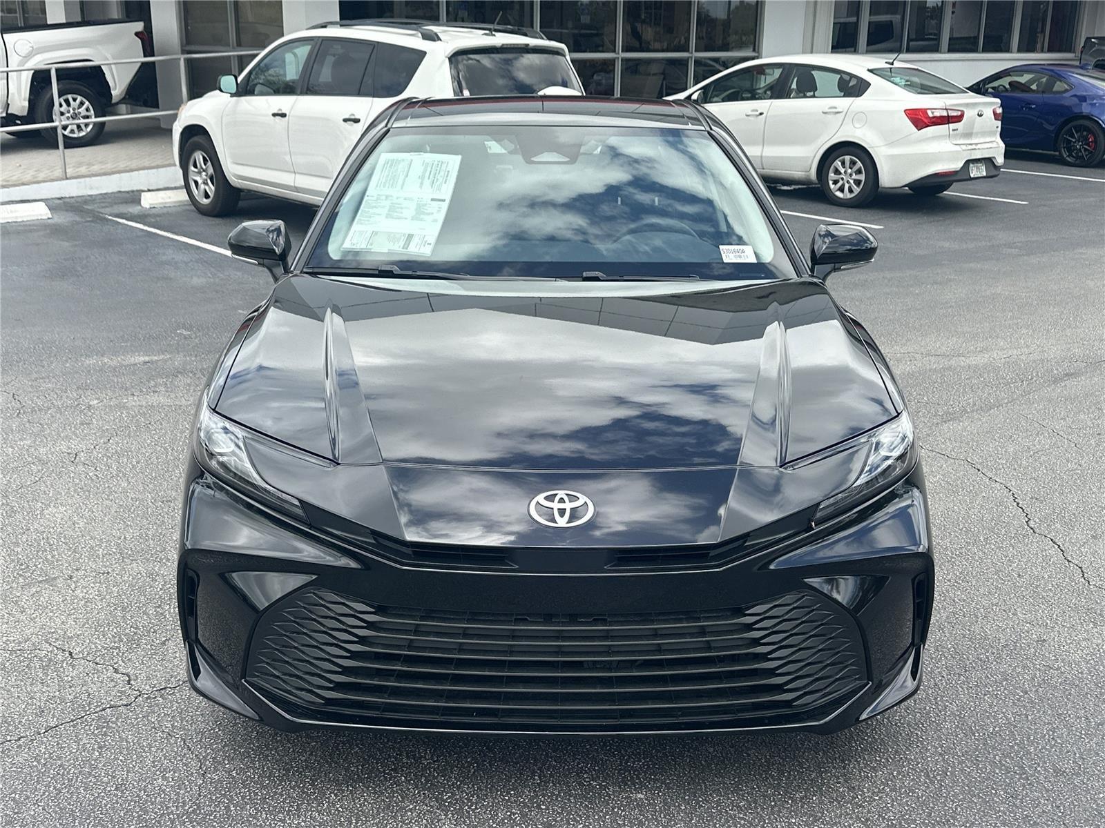 Toyota Camry Le Front Wheel Drive - Thumbnail 3