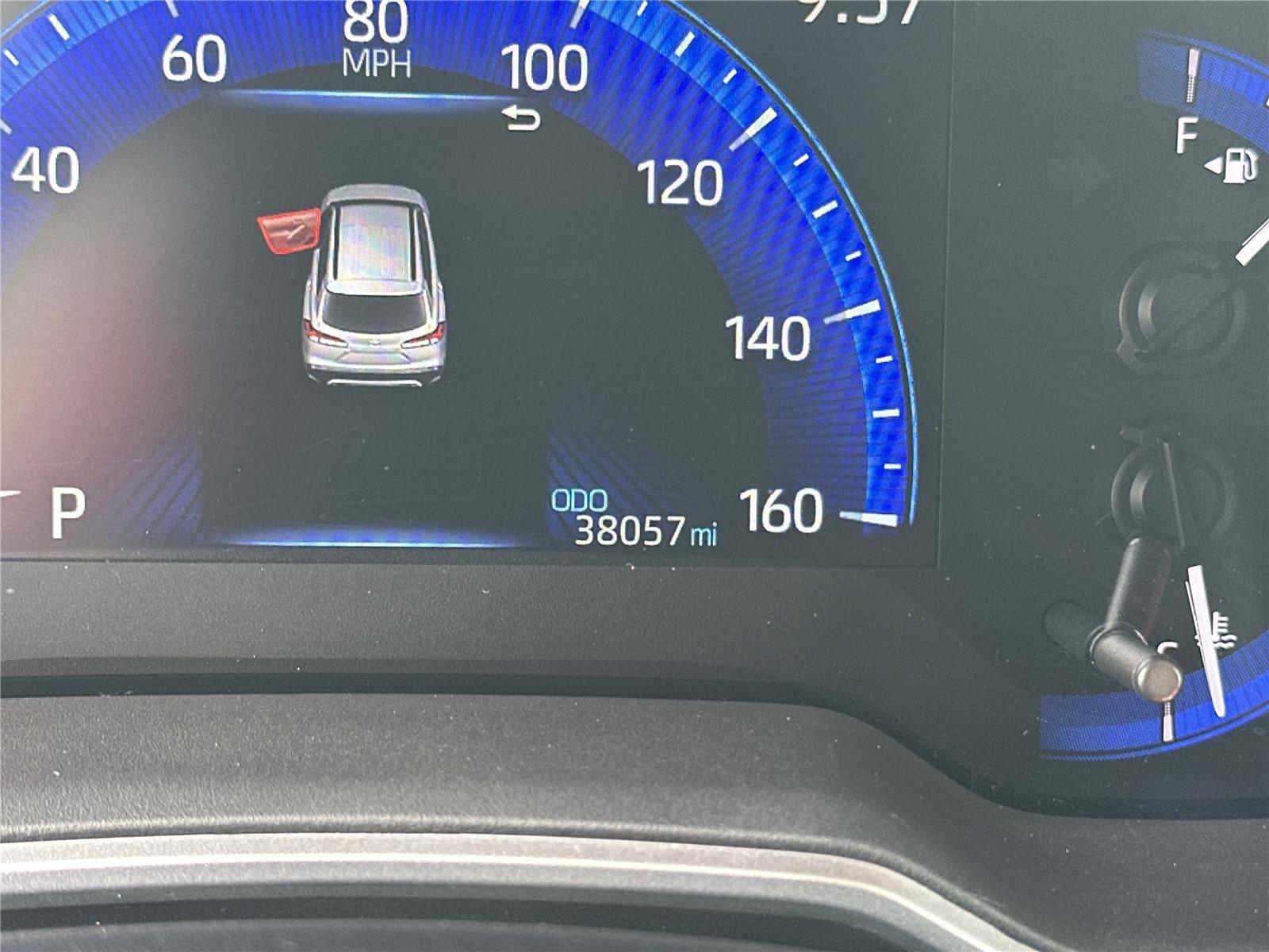 Toyota Corolla Cross Xle All Wheel Drive - Thumbnail 13