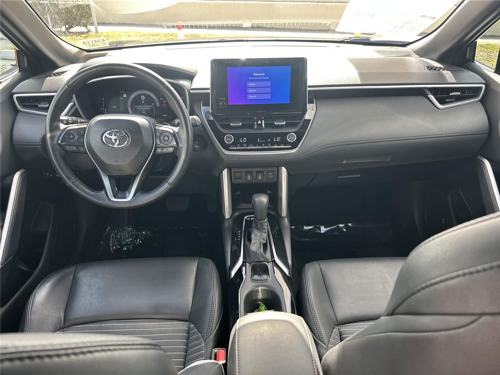 Toyota Corolla Cross Hybrid Xse All Wheel Drive - Thumbnail 20