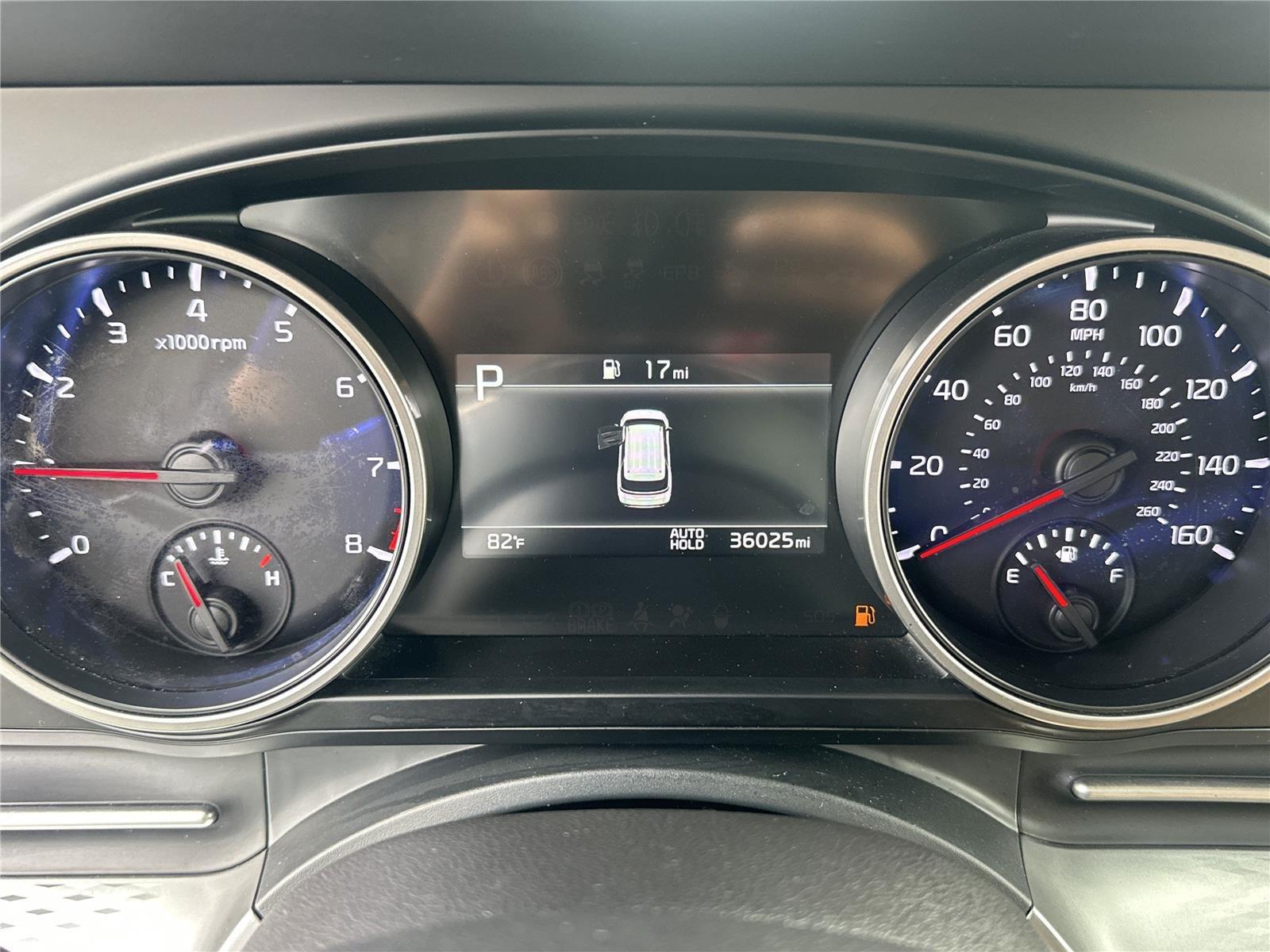 Kia Carnival Lx Front Wheel Drive - Thumbnail 13