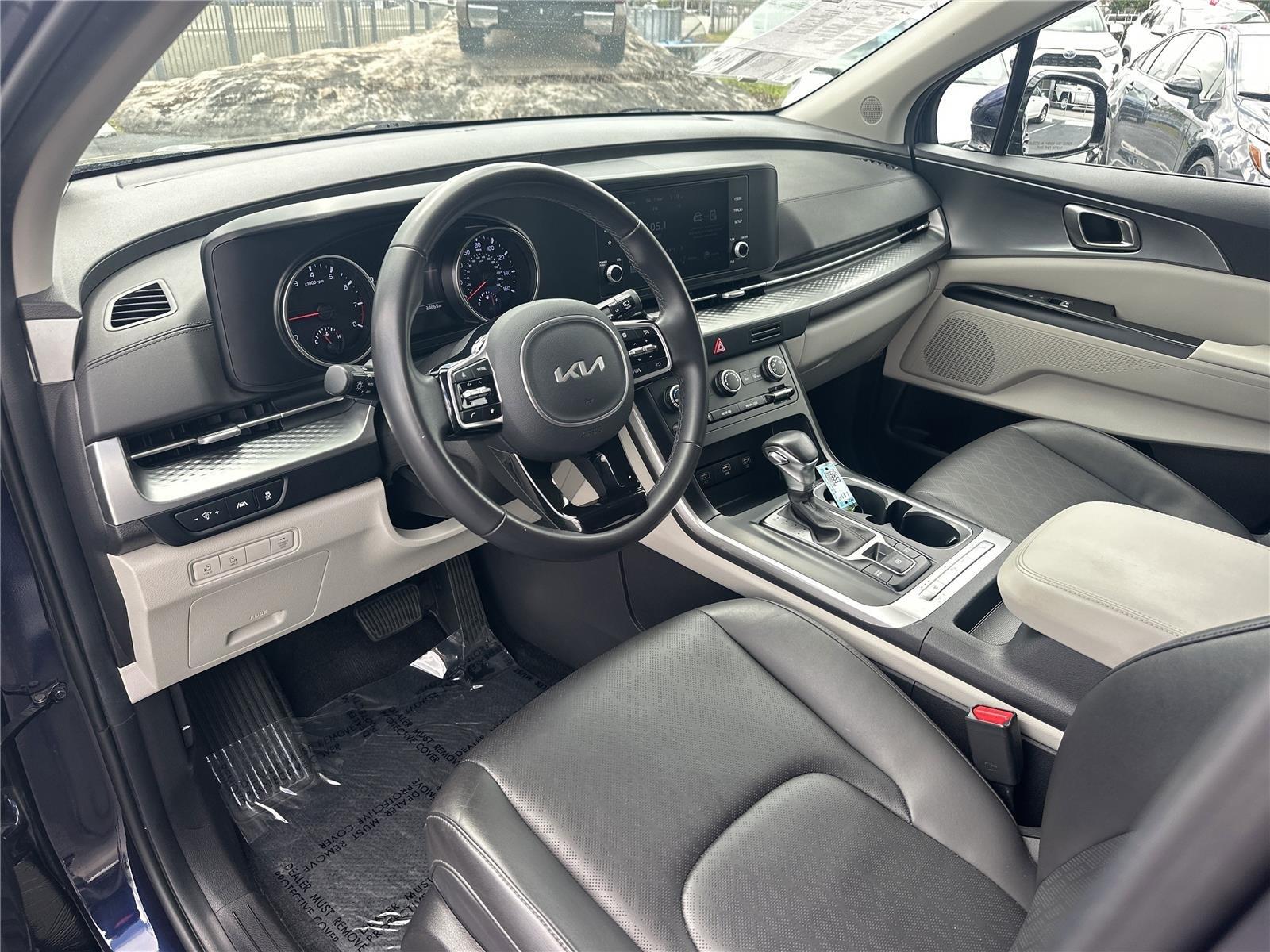 Kia Carnival Lx Front Wheel Drive - Thumbnail 10