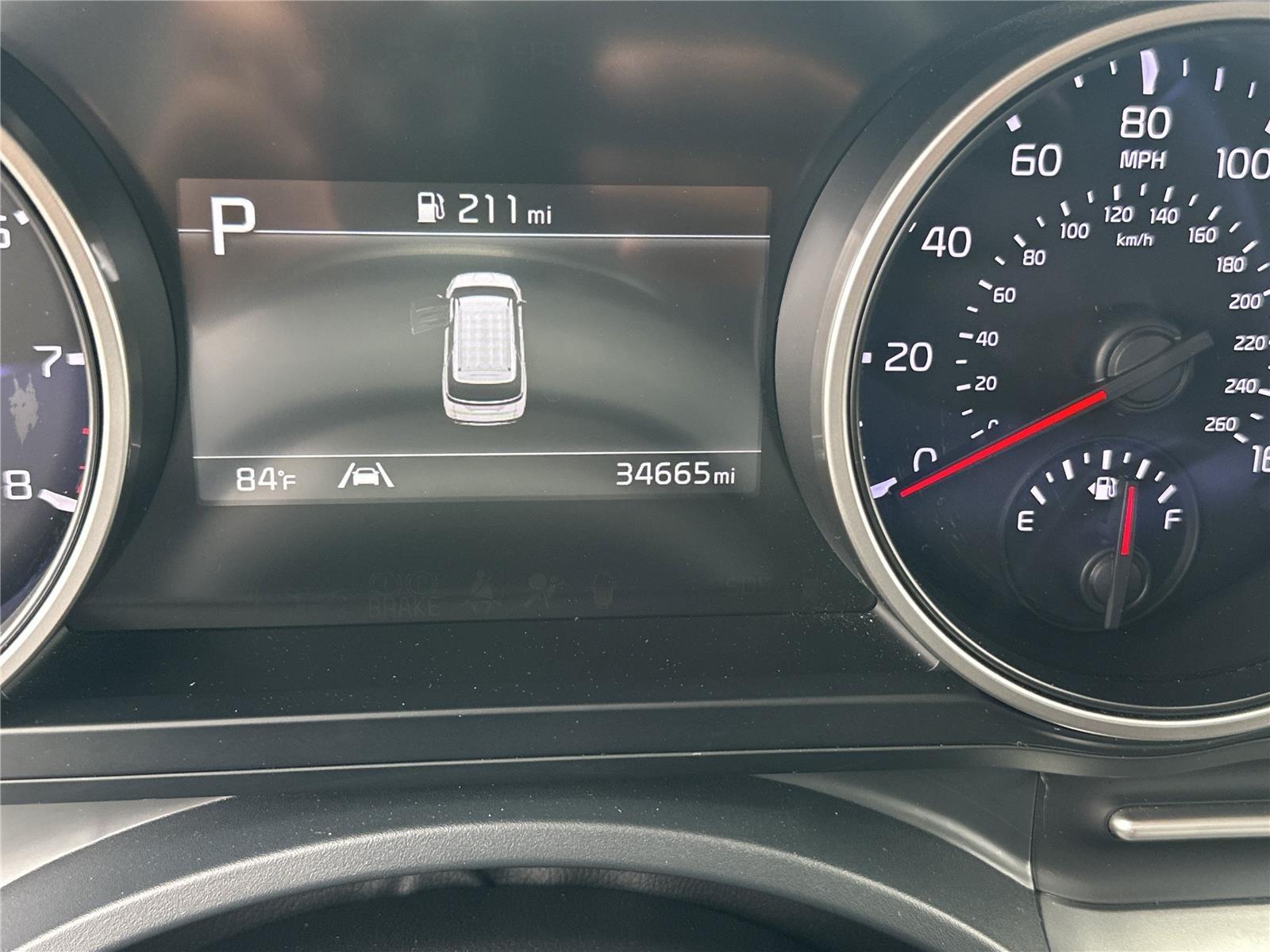 Kia Carnival Lx Front Wheel Drive - Thumbnail 14