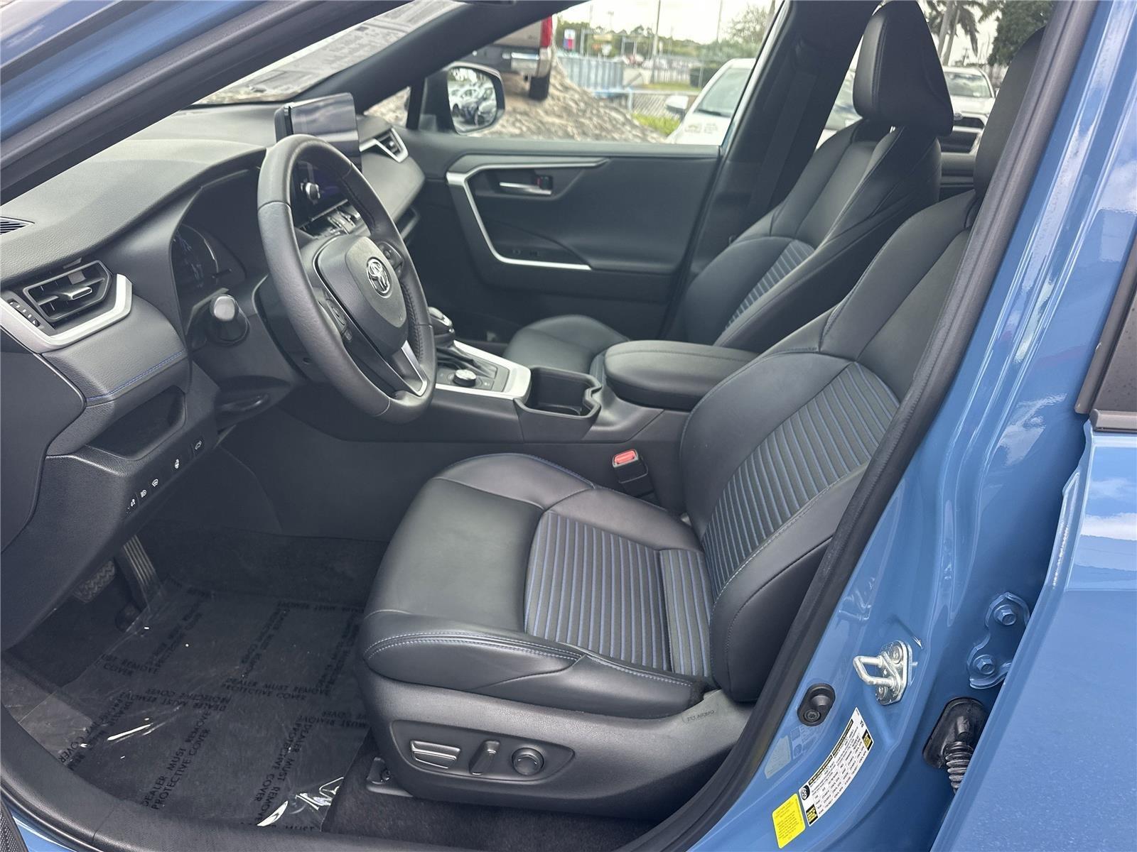 Toyota Rav4 Hybrid Xse All Wheel Drive - Thumbnail 9