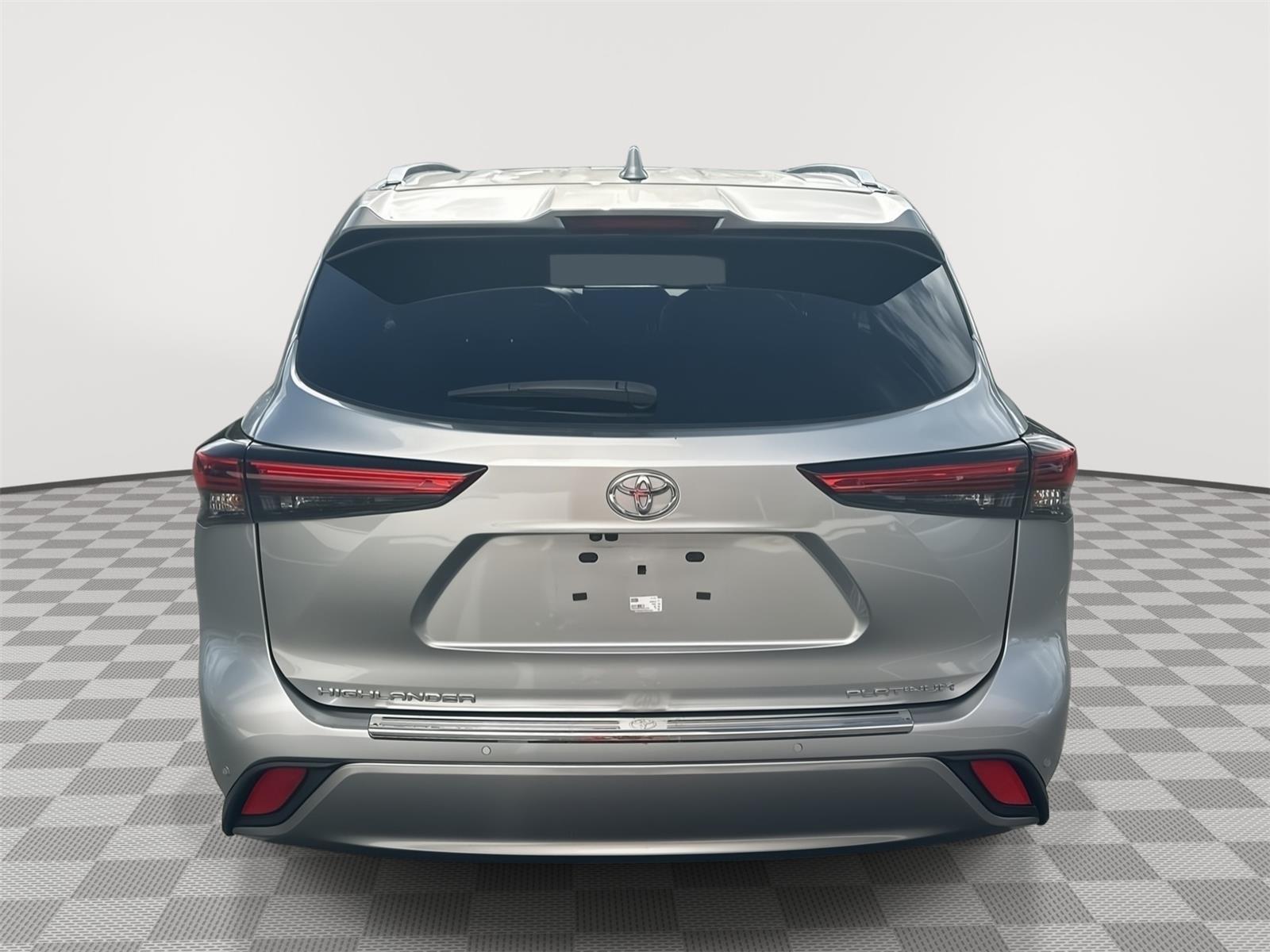 Toyota Highlander Platinum Front Wheel Drive - Thumbnail 7
