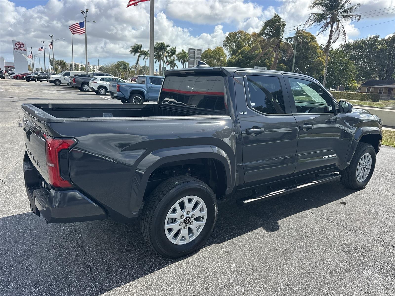 Toyota Tacoma Sr5 Rear Wheel Drive Double Cab - Thumbnail 6