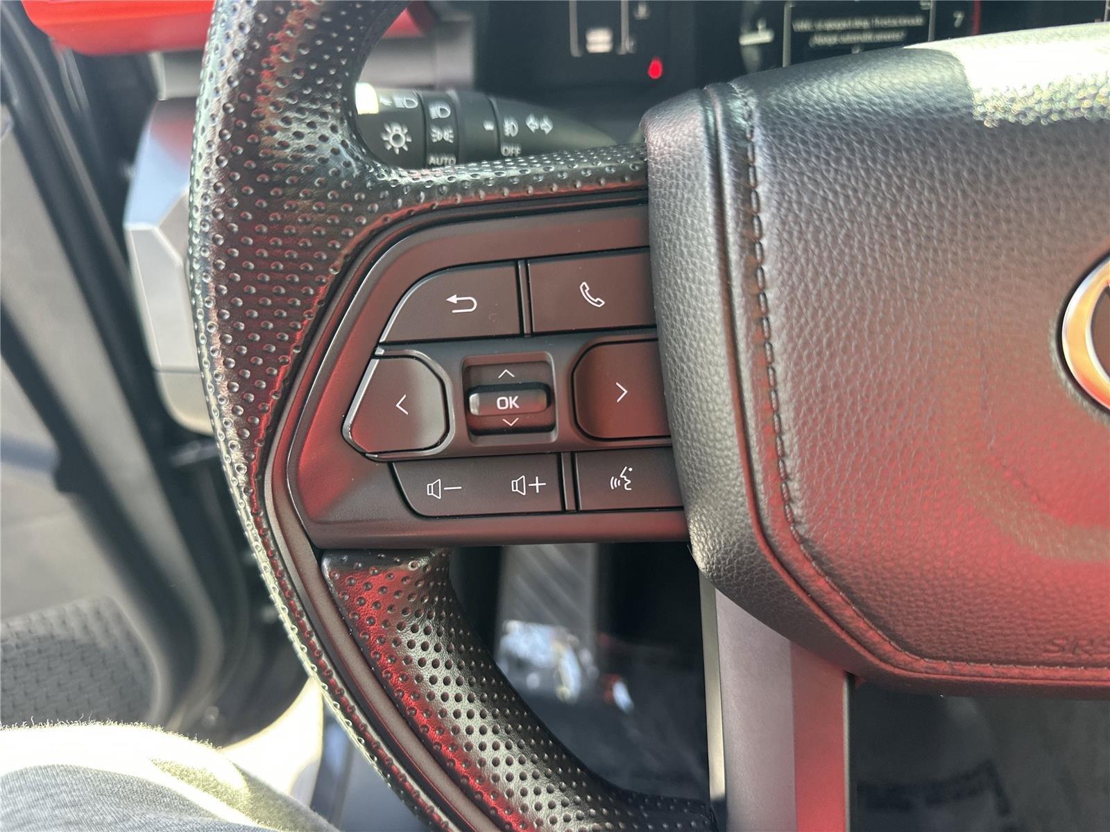 Toyota Tacoma Sr5 Rear Wheel Drive Double Cab - Thumbnail 11