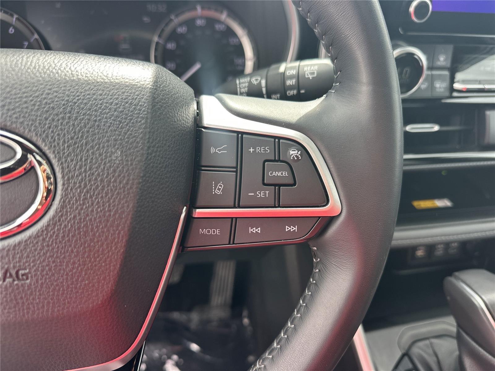 Toyota Highlander Xse Front Wheel Drive - Thumbnail 12