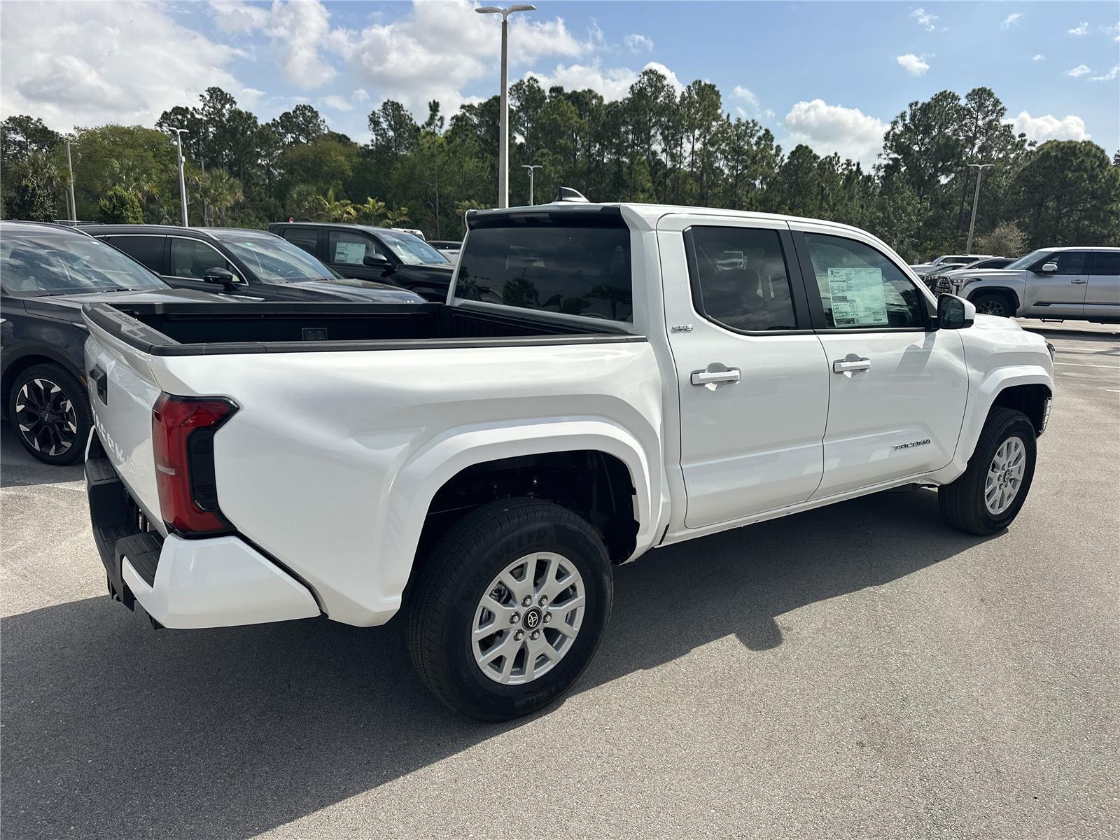 Toyota Tacoma Sr5 Double Cab Rear-Wheel Drive - Thumbnail 5
