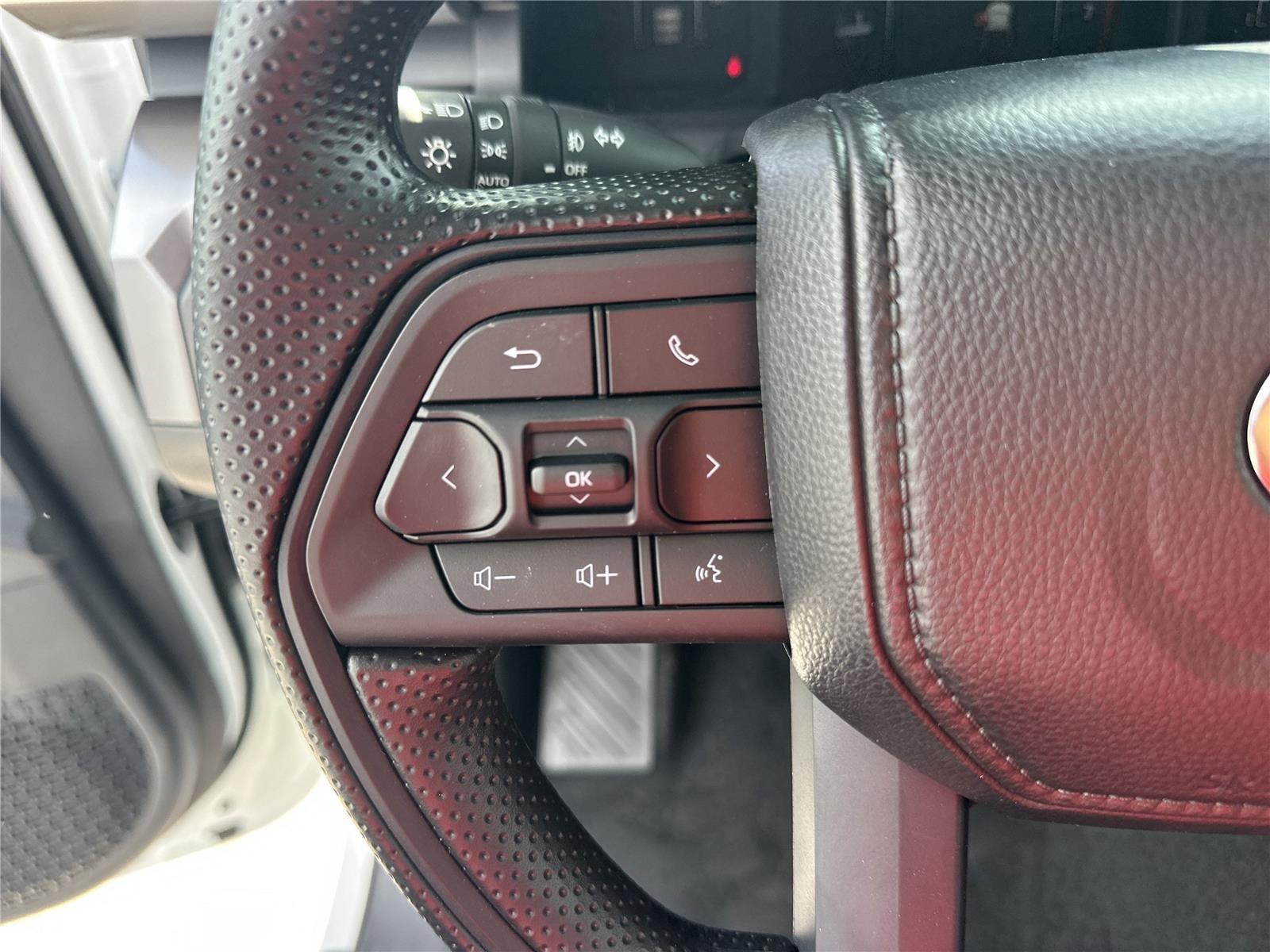 Toyota Tacoma Sr5 Double Cab Rear-Wheel Drive - Thumbnail 10