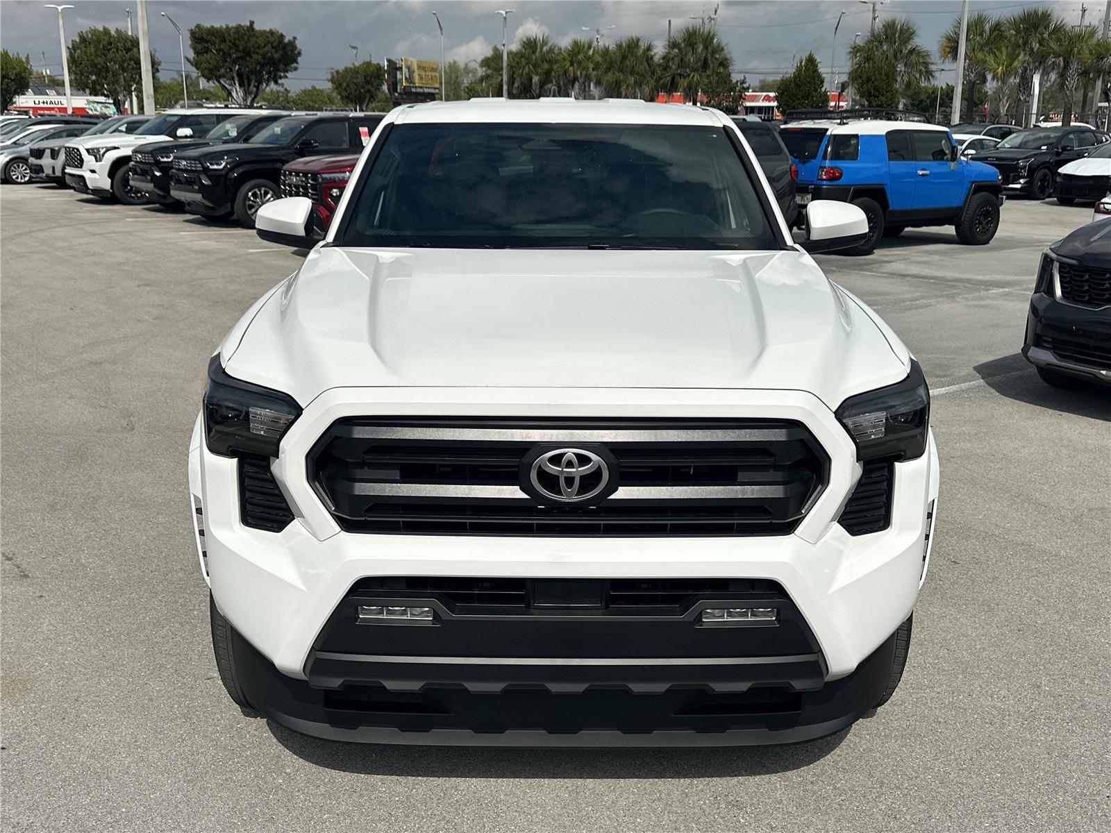 Toyota Tacoma Sr5 Double Cab Rear-Wheel Drive - Thumbnail 2