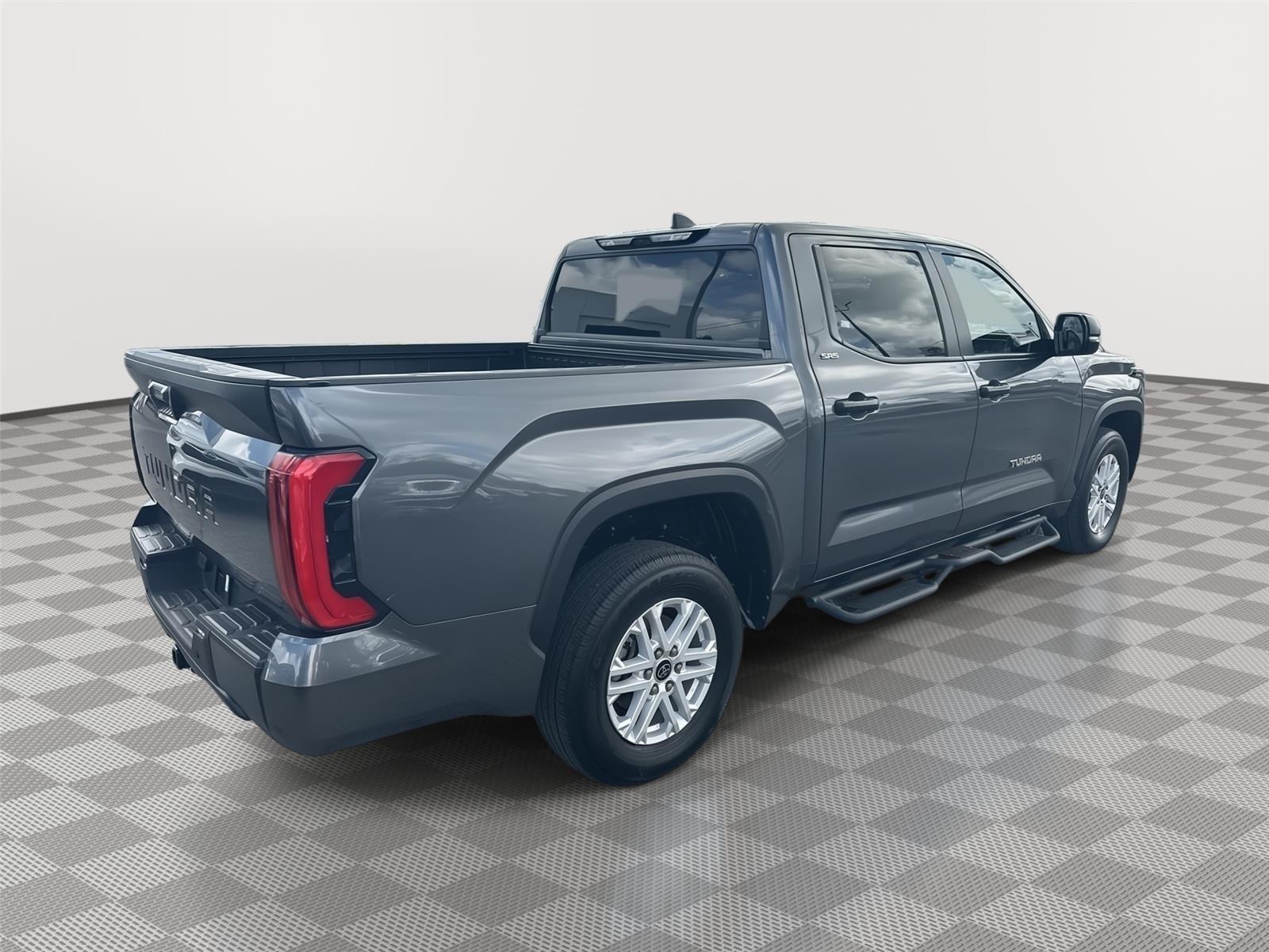 Toyota Tundra Sr5 Rear Wheel Drive Crewmax - Thumbnail 6