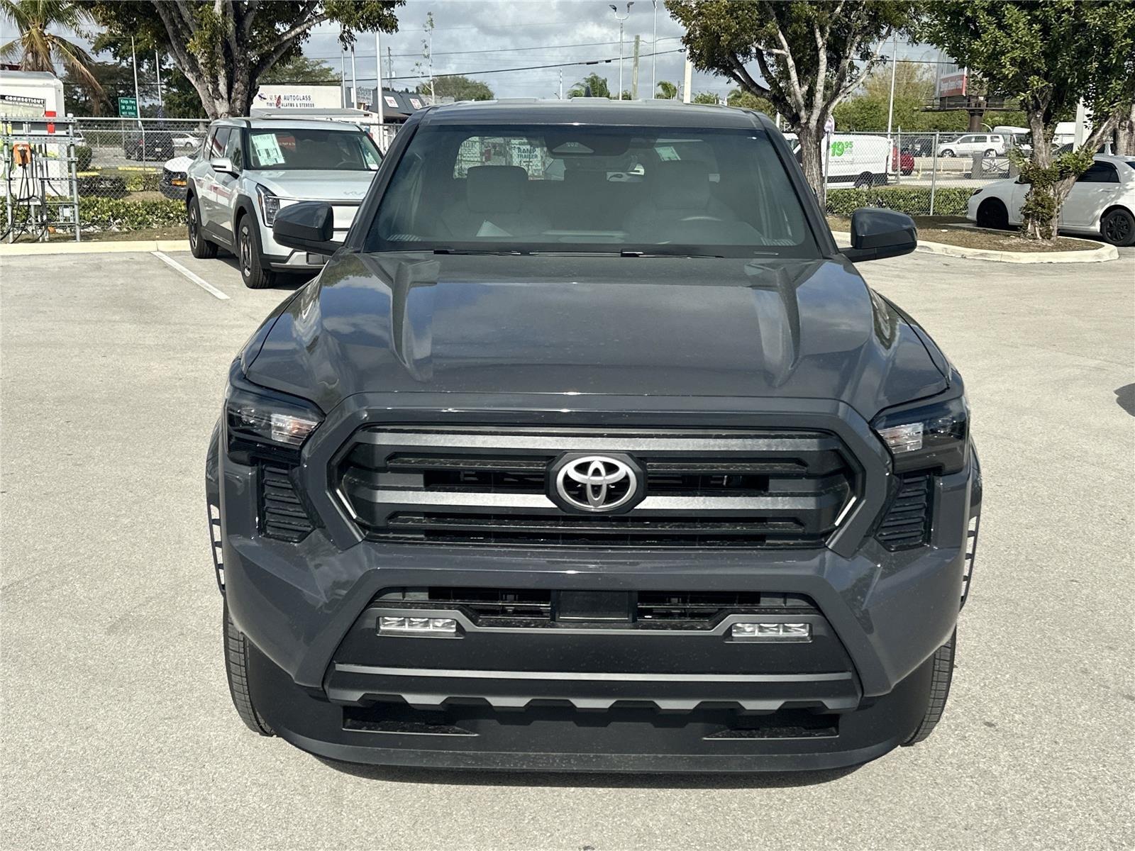 Toyota Tacoma Sr5 Double Cab Rear-Wheel Drive - Thumbnail 2