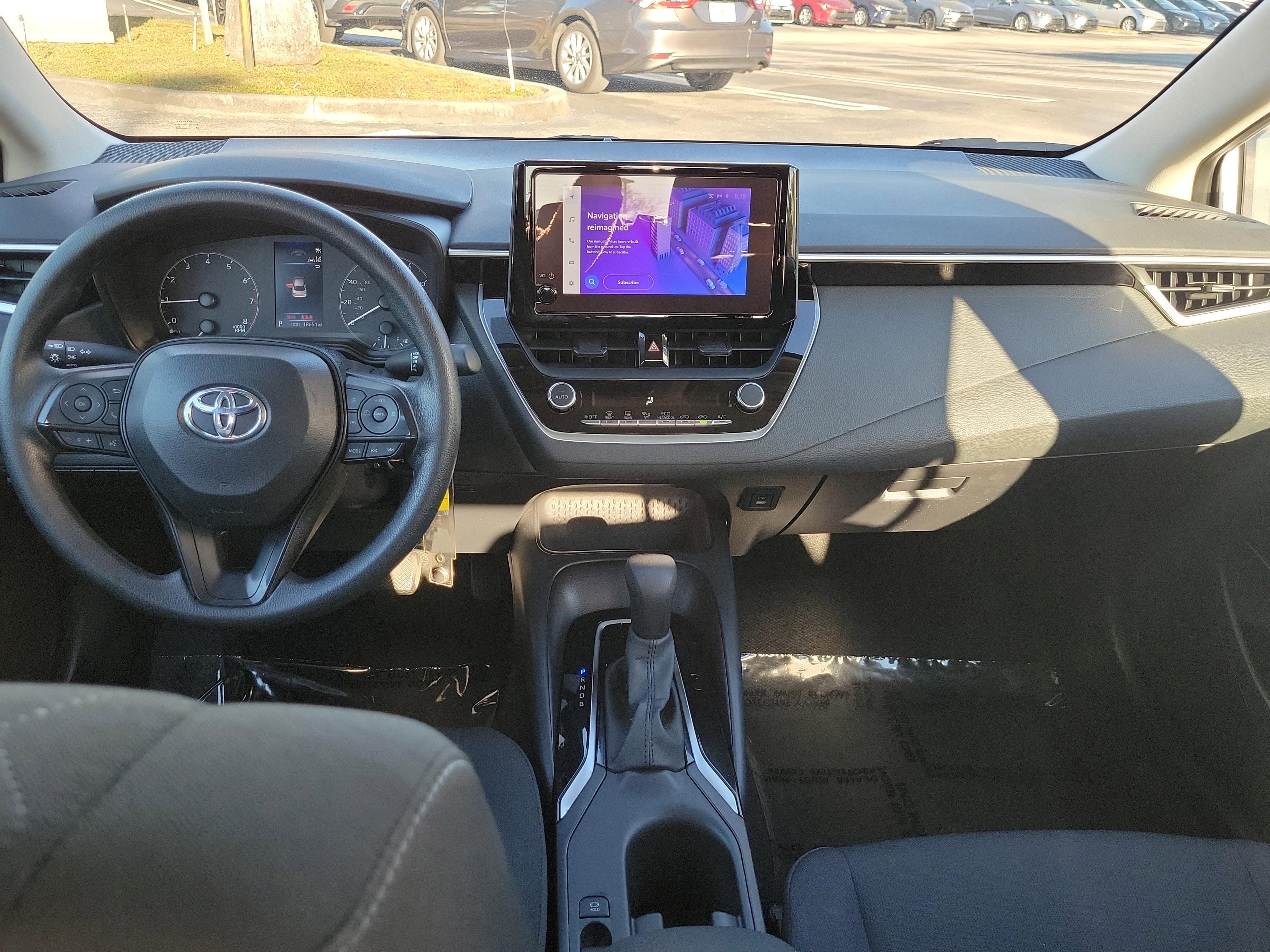 Toyota Corolla Le Fwd - Thumbnail 12