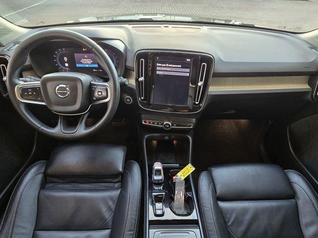 Volvo Xc40 B5 Plus Dark Theme With Navigation & Awd - Thumbnail 19