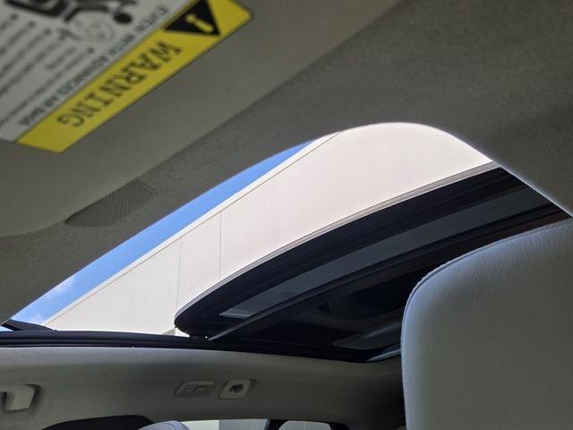 Volvo Xc40 B5 Plus Dark Theme With Navigation & Awd - Thumbnail 19