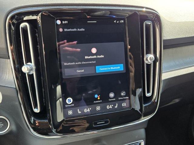 Volvo Xc40 B5 Core With Navigation & Awd - Thumbnail 18