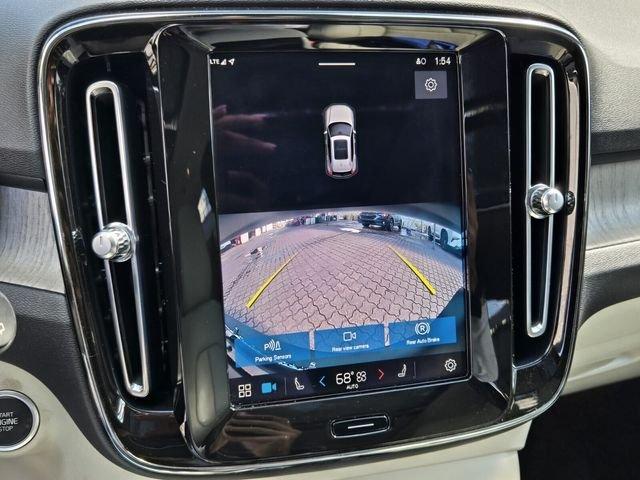 Volvo Xc40 B5 Plus Bright Theme With Navigation & Awd - Thumbnail 19