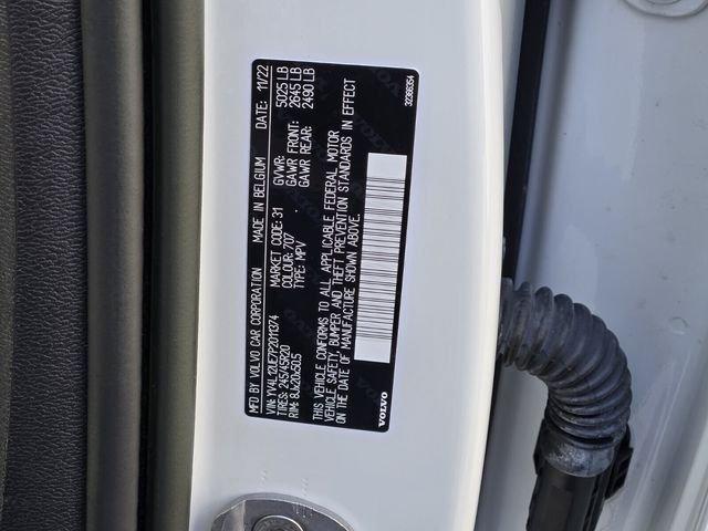 Volvo Xc40 B5 Plus Bright Theme With Navigation & Awd - Thumbnail 17