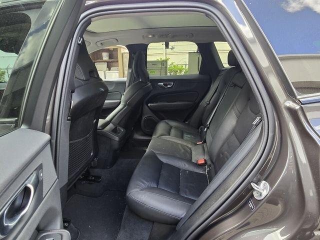 Volvo Xc60 B5 Plus Dark Theme Awd - Thumbnail 17