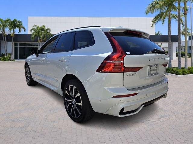 Volvo Xc60 B5 Plus Dark Theme Awd - Thumbnail 6