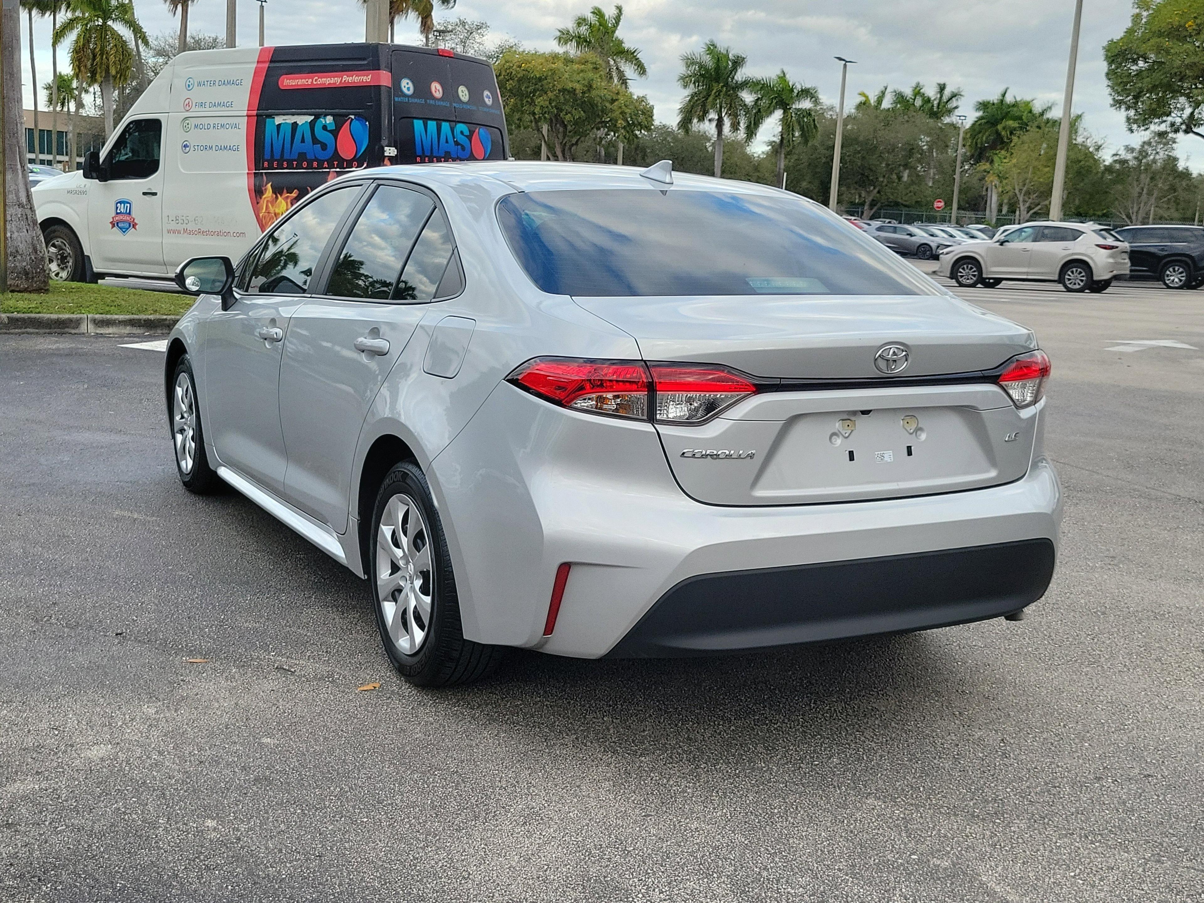 Toyota Corolla Le Fwd - Thumbnail 8