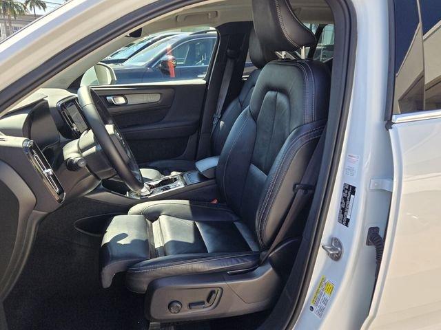 Volvo Xc40 B4 Plus Bright Theme With Navigation - Thumbnail 13