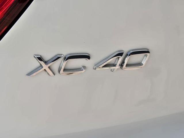 Volvo Xc40 B4 Plus Bright Theme With Navigation - Thumbnail 11